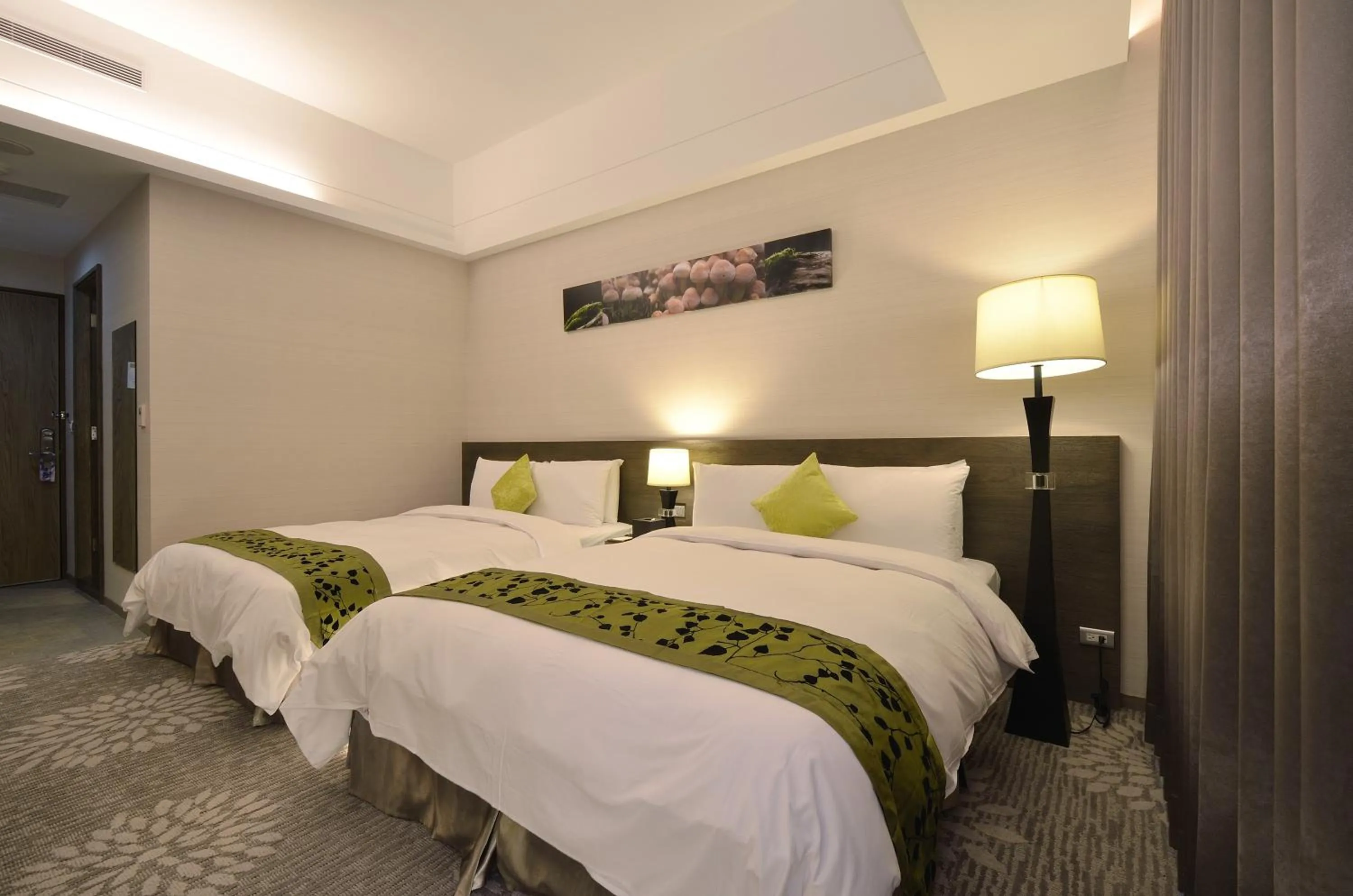 Photo of the whole room, Bed in Hoya Hotel Taitung