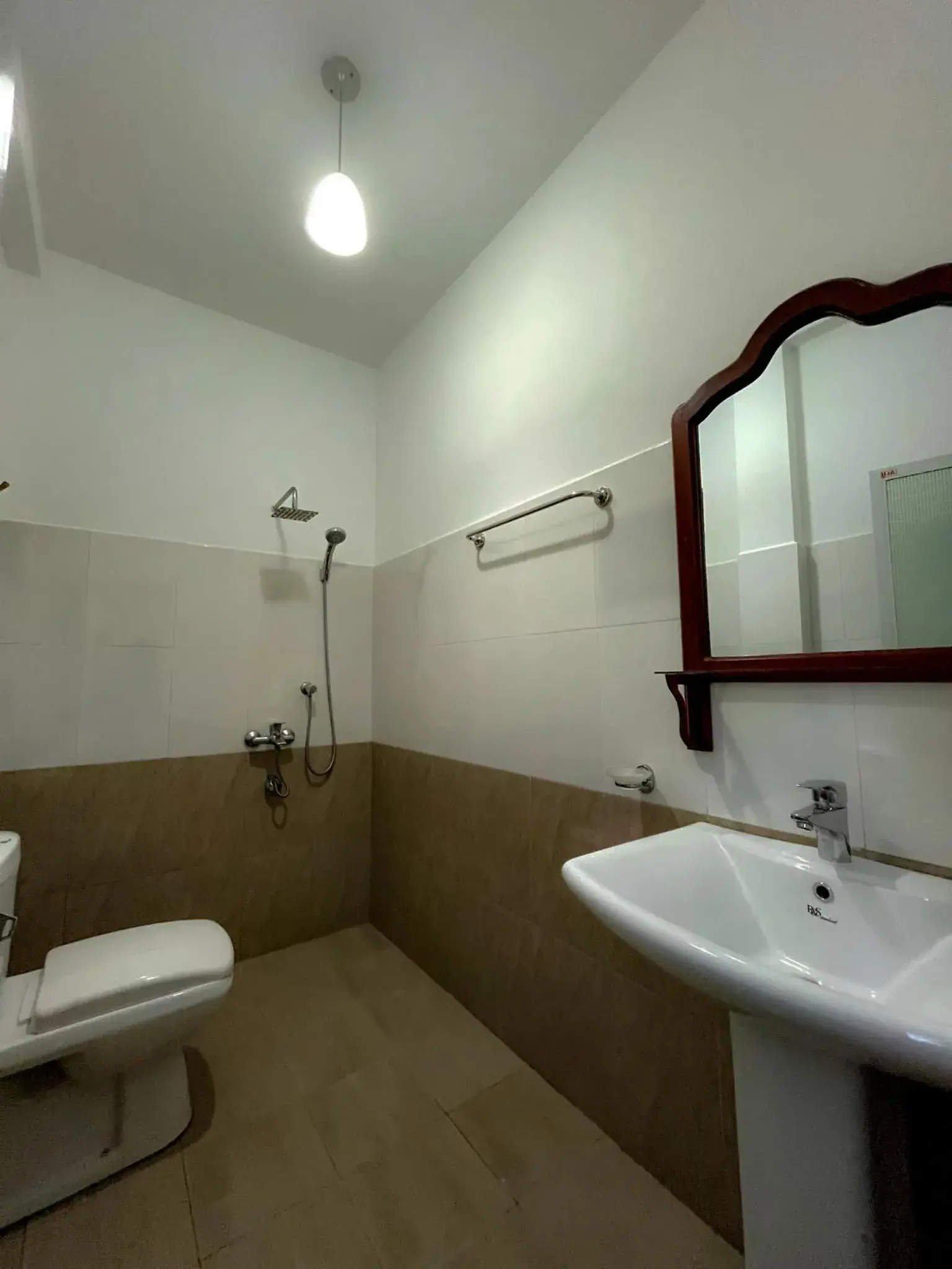 Deluxe Family Room in Mermaid Inn Deluxe Family Room in Mermaid Inn