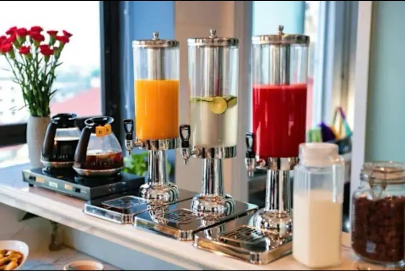 Restaurant/places to eat in Skyline Hanoi Hotel Restaurant/places to eat in Skyline Hanoi Hotel