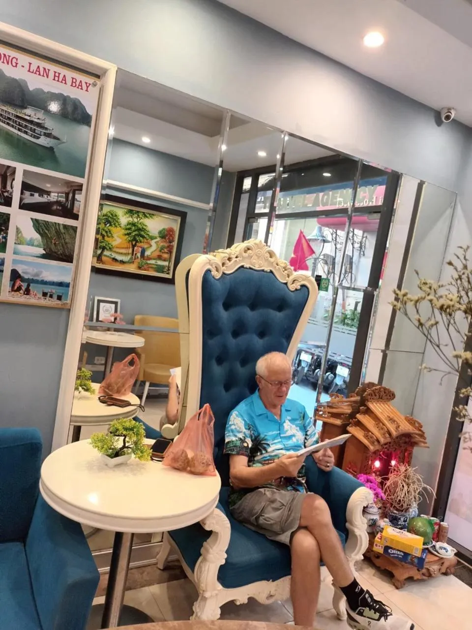 People in Skyline Hanoi Hotel