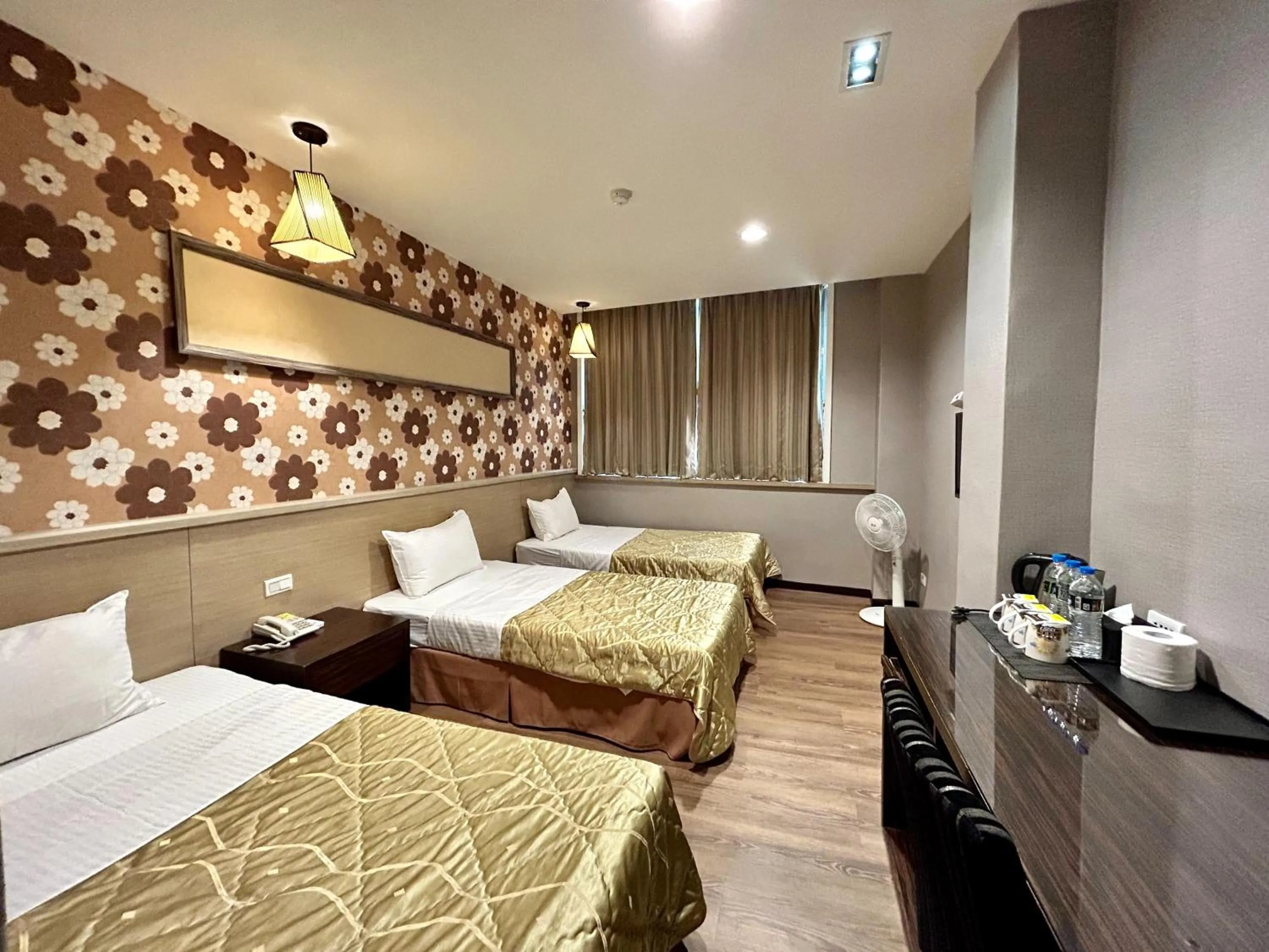 Bed in Home Full Hotel