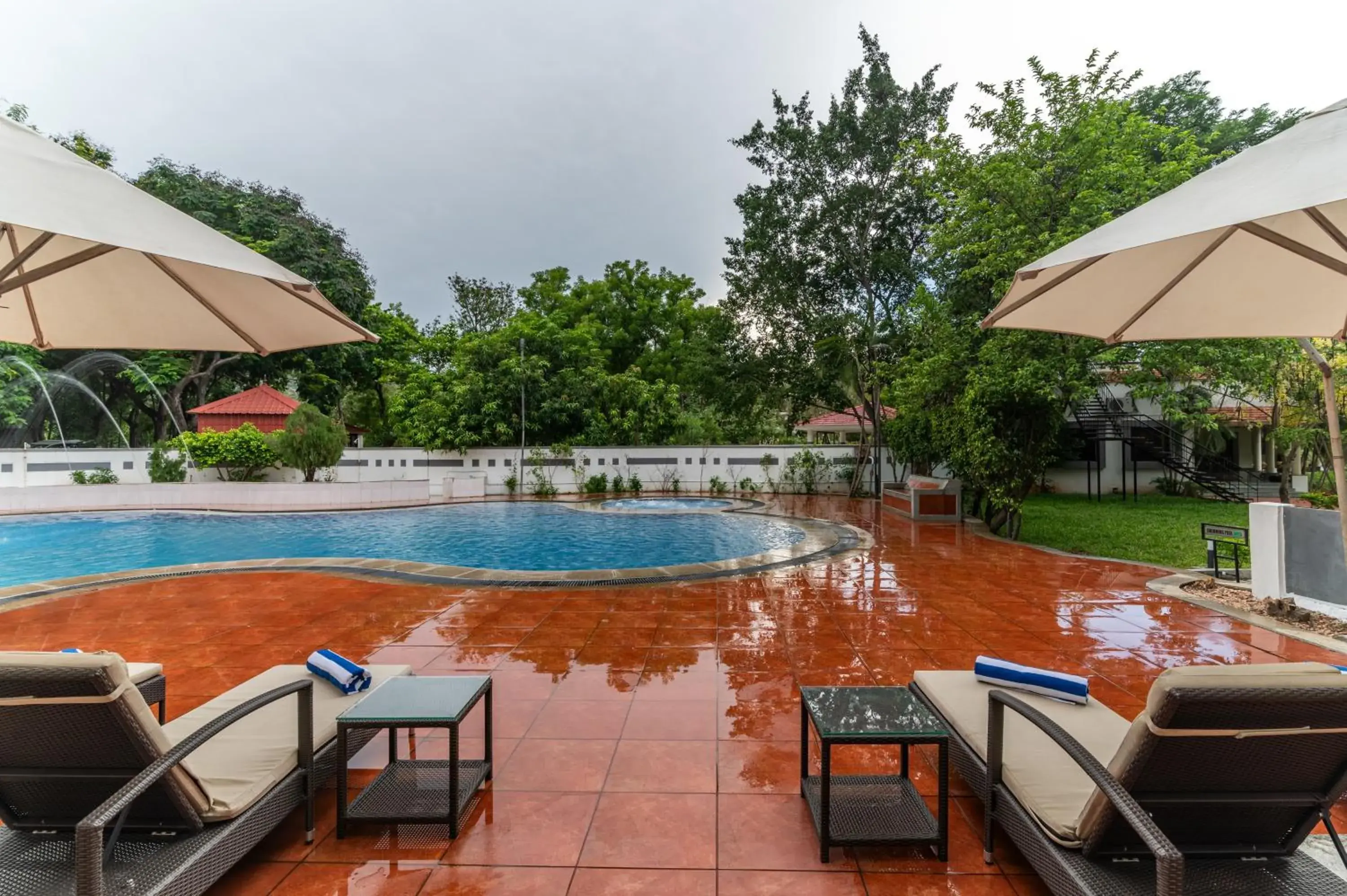 Swimming pool in Sterling Arunai Anantha - Tiruvannamalai Swimming pool in Sterling Arunai Anantha - Tiruvannamalai
