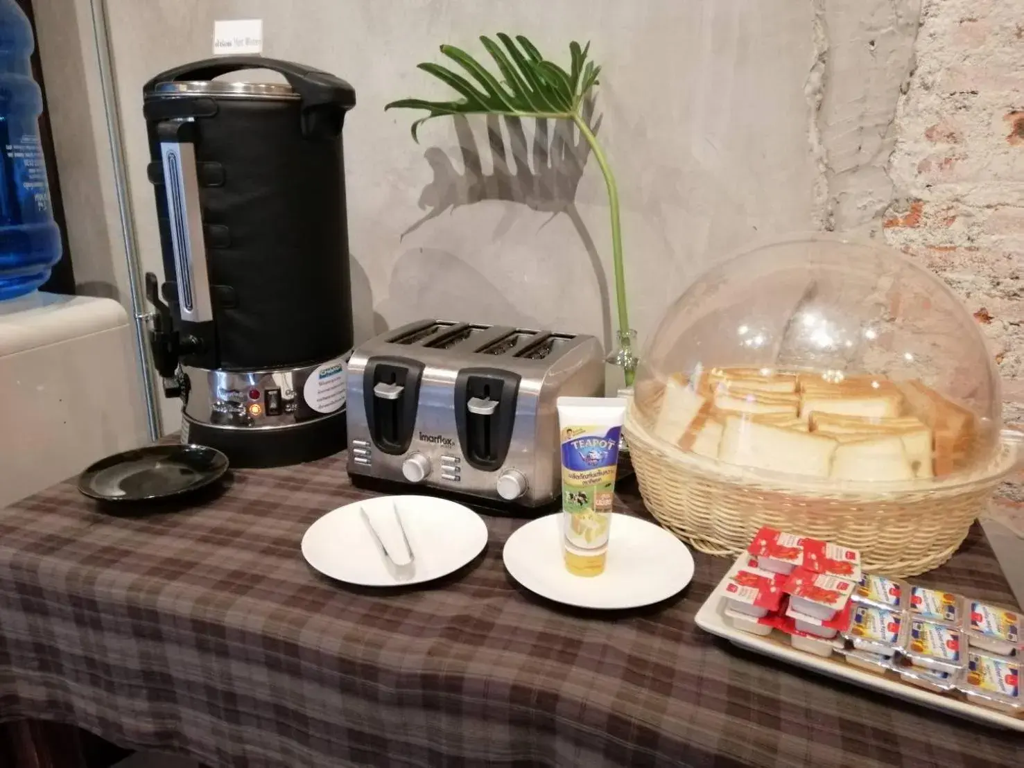 Breakfast in Aen Guy Boutique Hotel Breakfast in Aen Guy Boutique Hotel