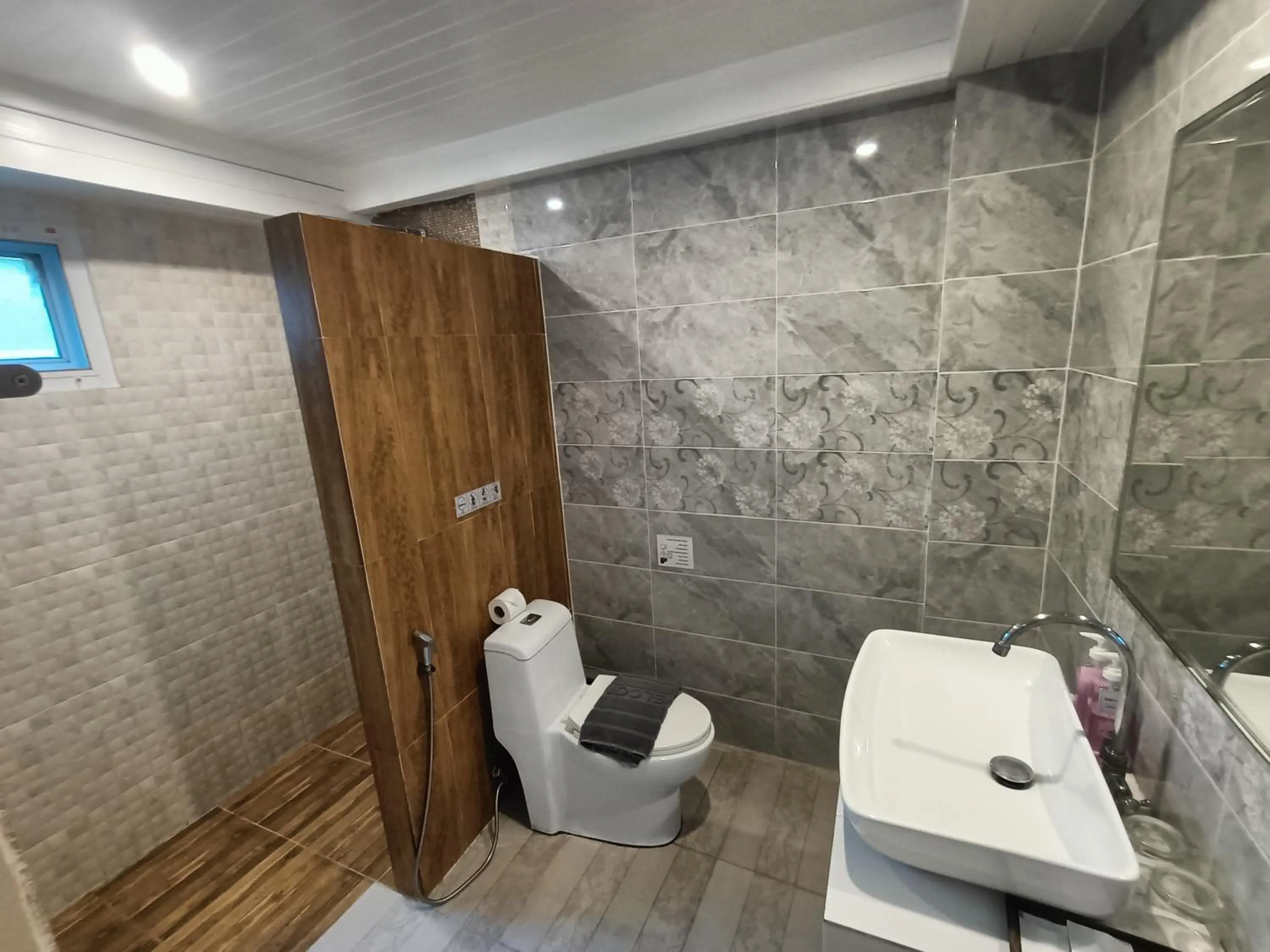 Aen Guy Boutique Hotel