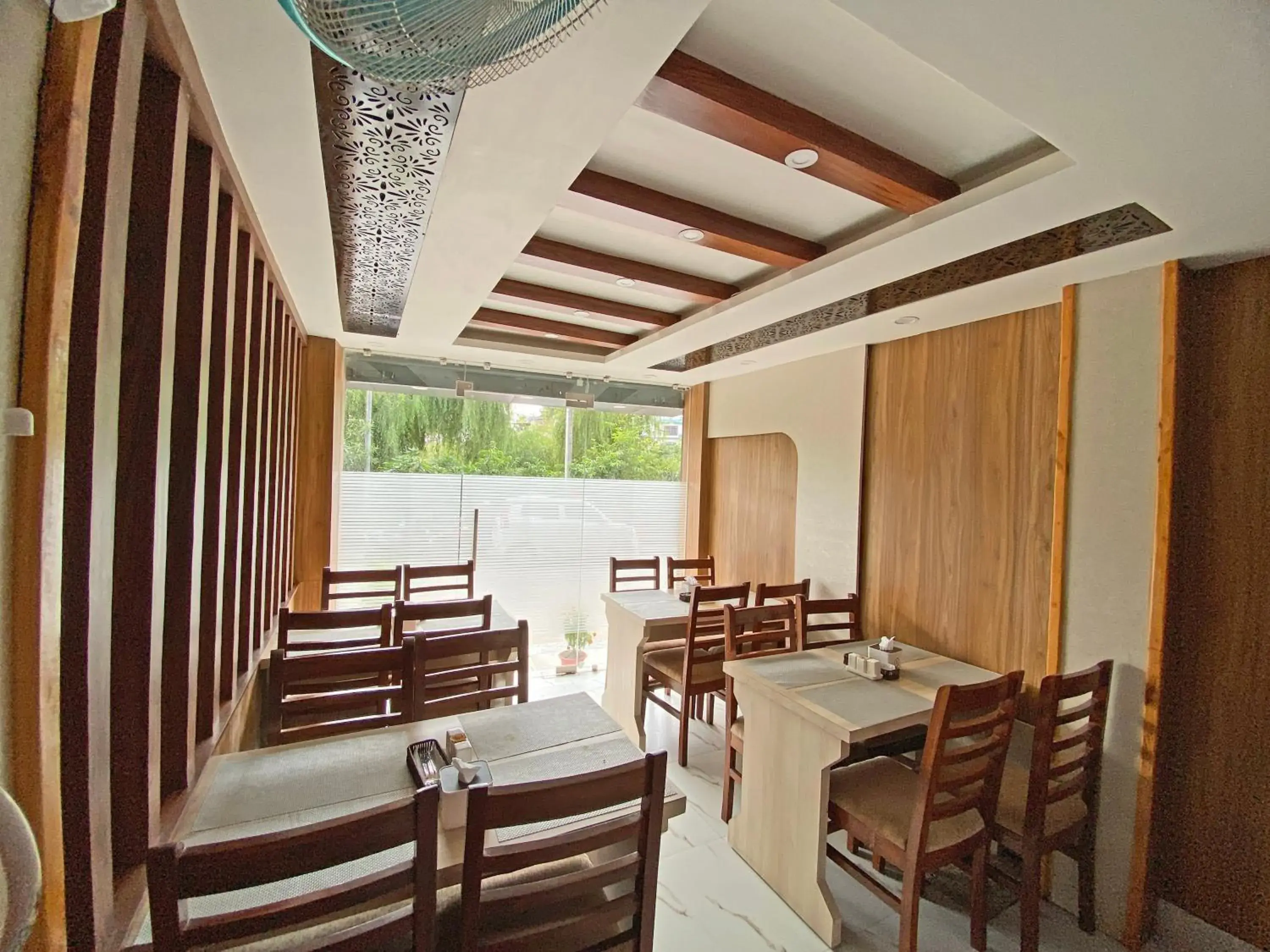 Restaurant/places to eat in Hotel Aaradhya Restaurant/places to eat in Hotel Aaradhya