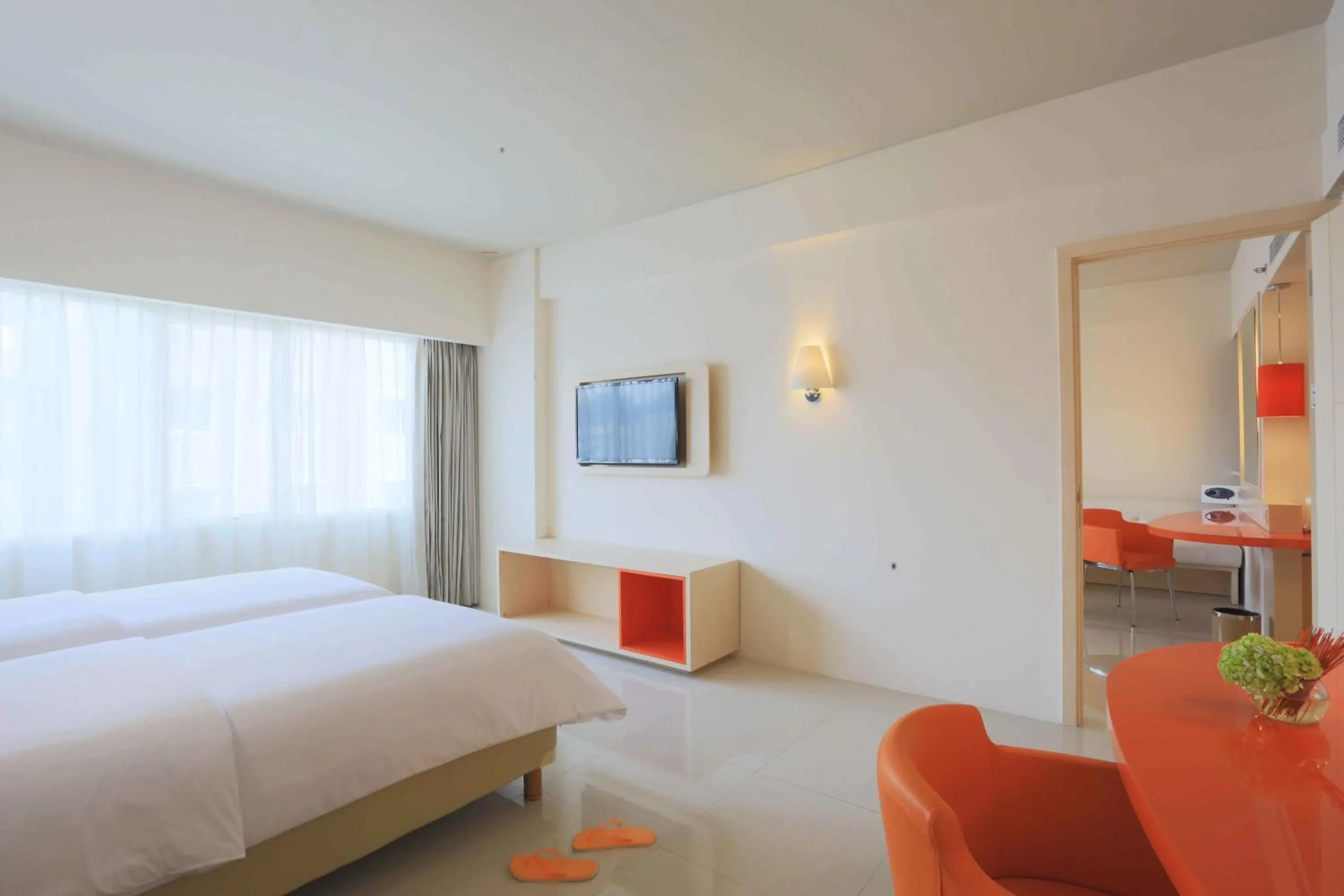 Bedroom, Bed in HARRIS Hotel & Conventions Ciumbuleuit Bandung
