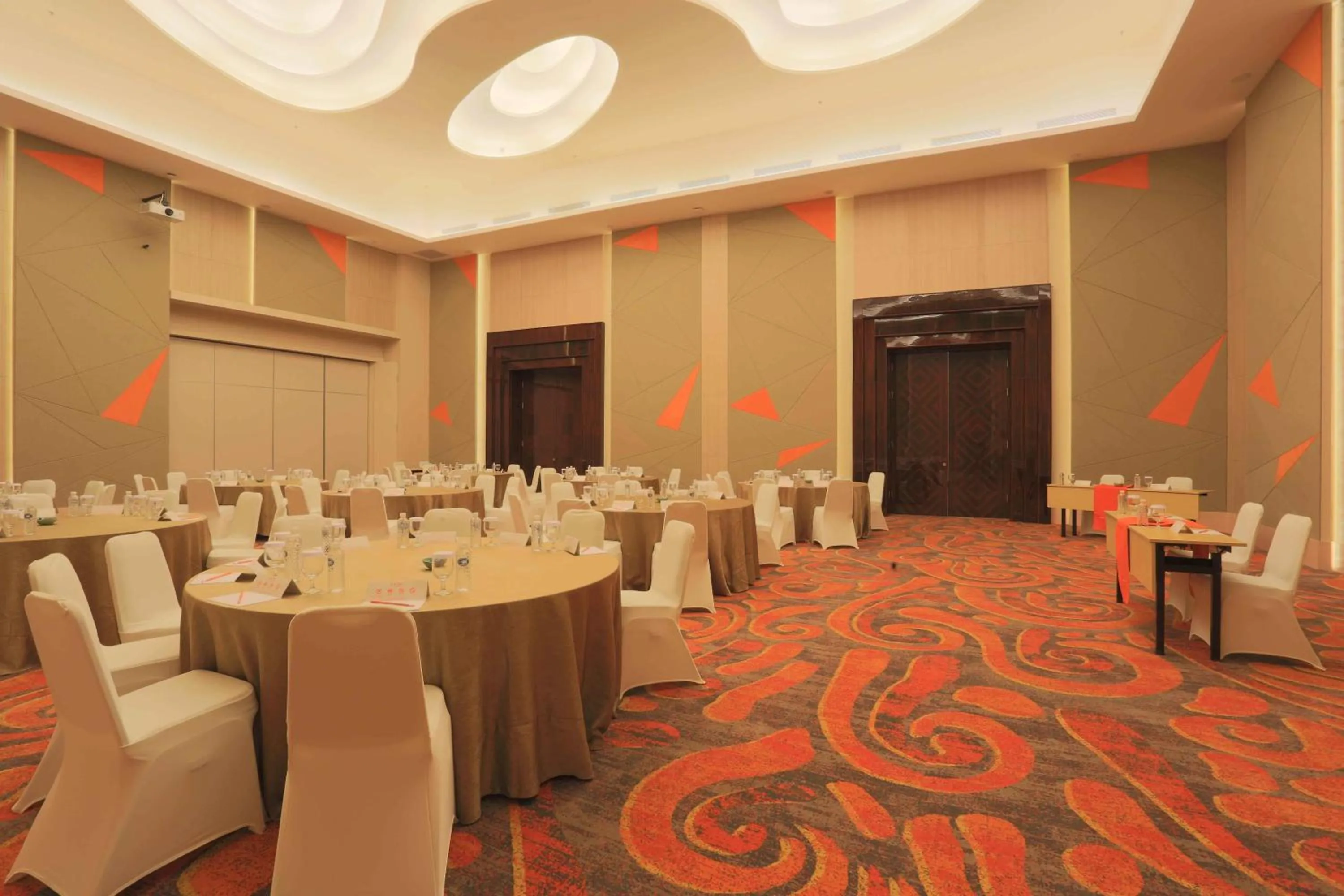 Banquet/Function facilities in HARRIS Hotel & Conventions Ciumbuleuit Bandung