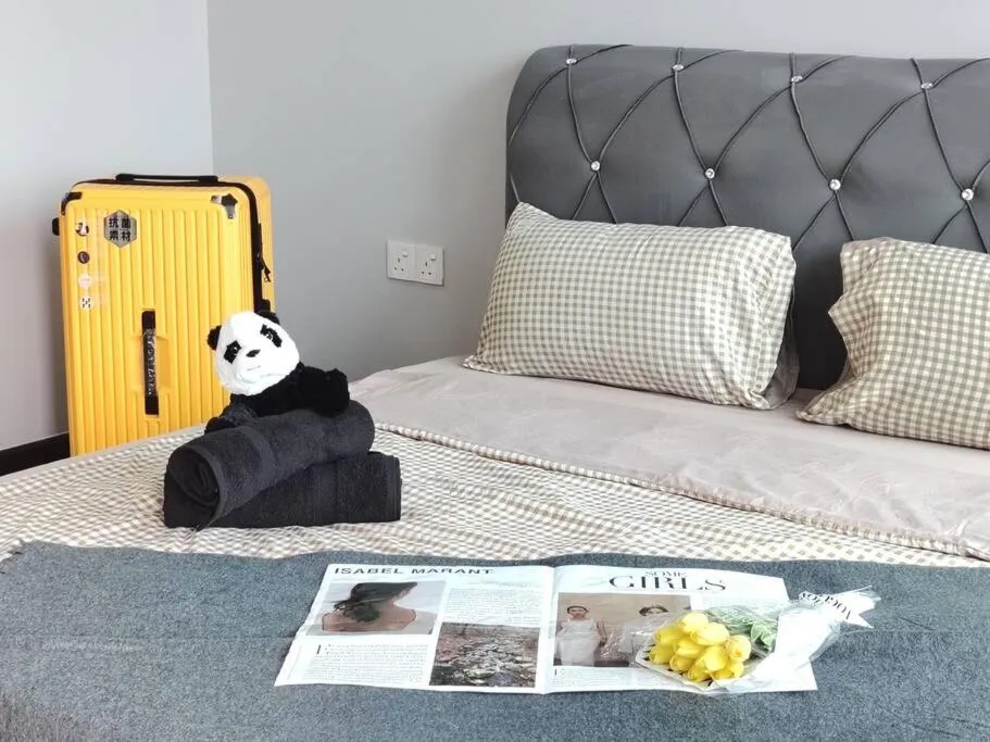 Bed in Almas Studio Couple Netflix 100Mbps BySTAY