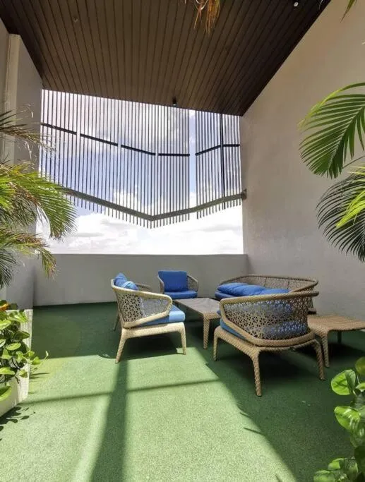 Almas Studio Couple Netflix 100Mbps BySTAY