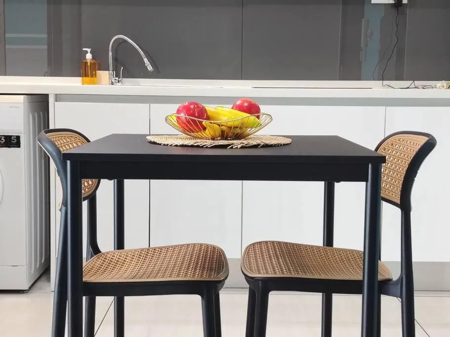 Almas Studio Couple Netflix 100Mbps BySTAY