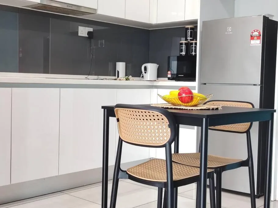 Almas Studio Couple Netflix 100Mbps BySTAY