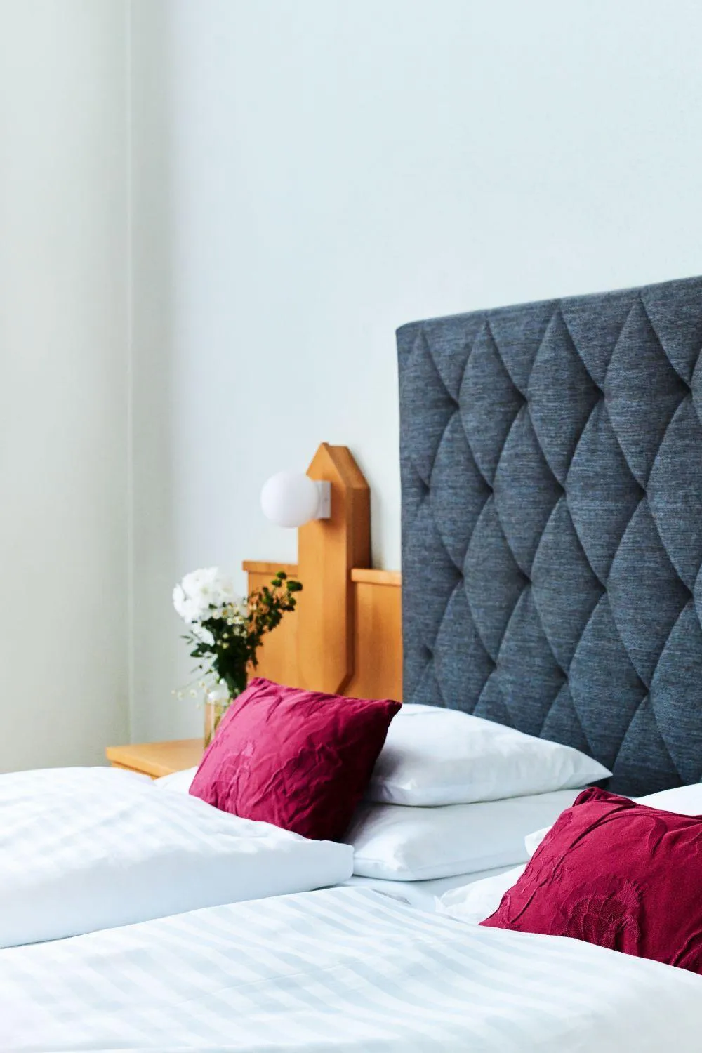 Bed in Hotel Garni Thermenoase