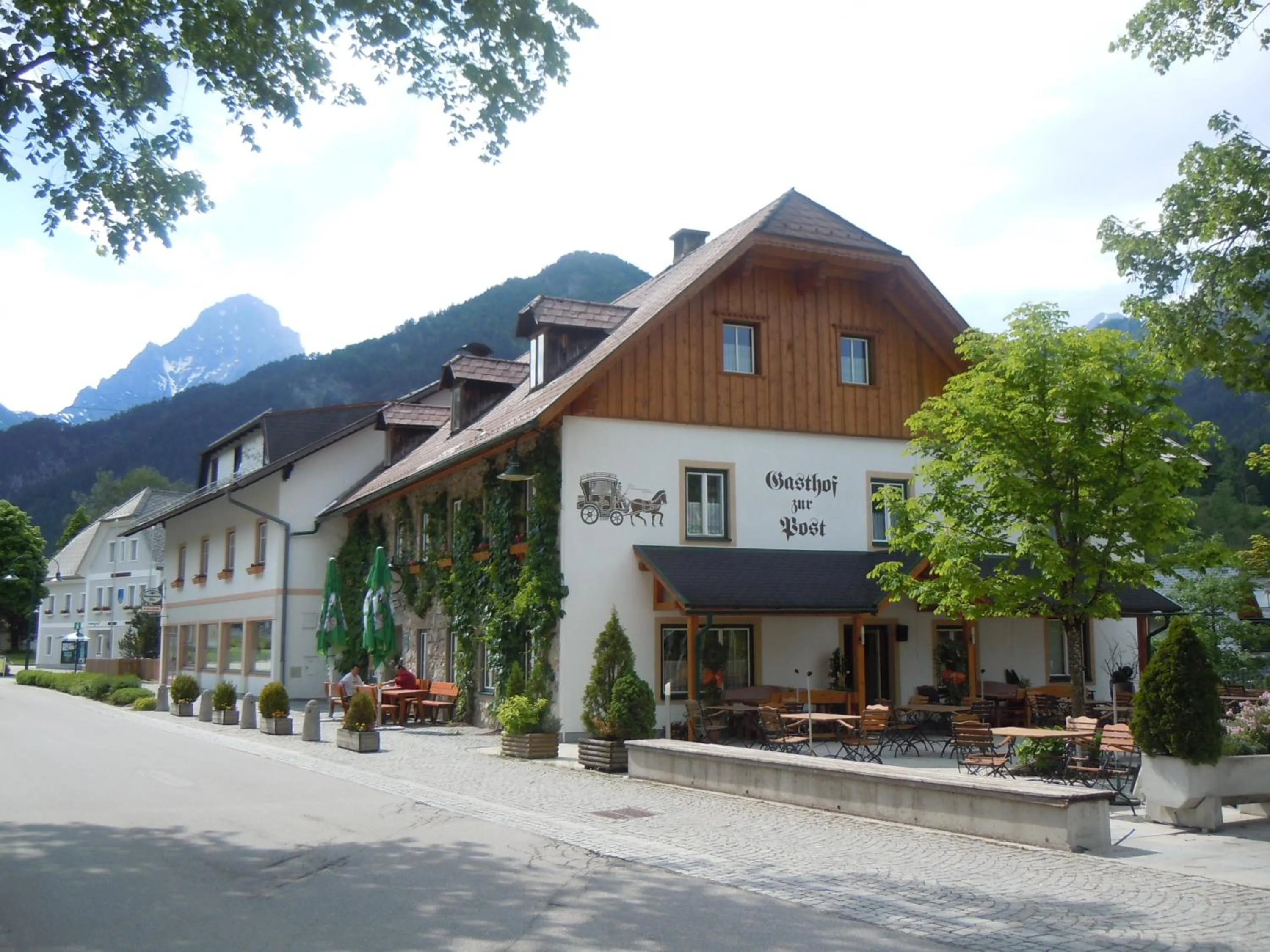 Facade/entrance in Gasthof zur Post