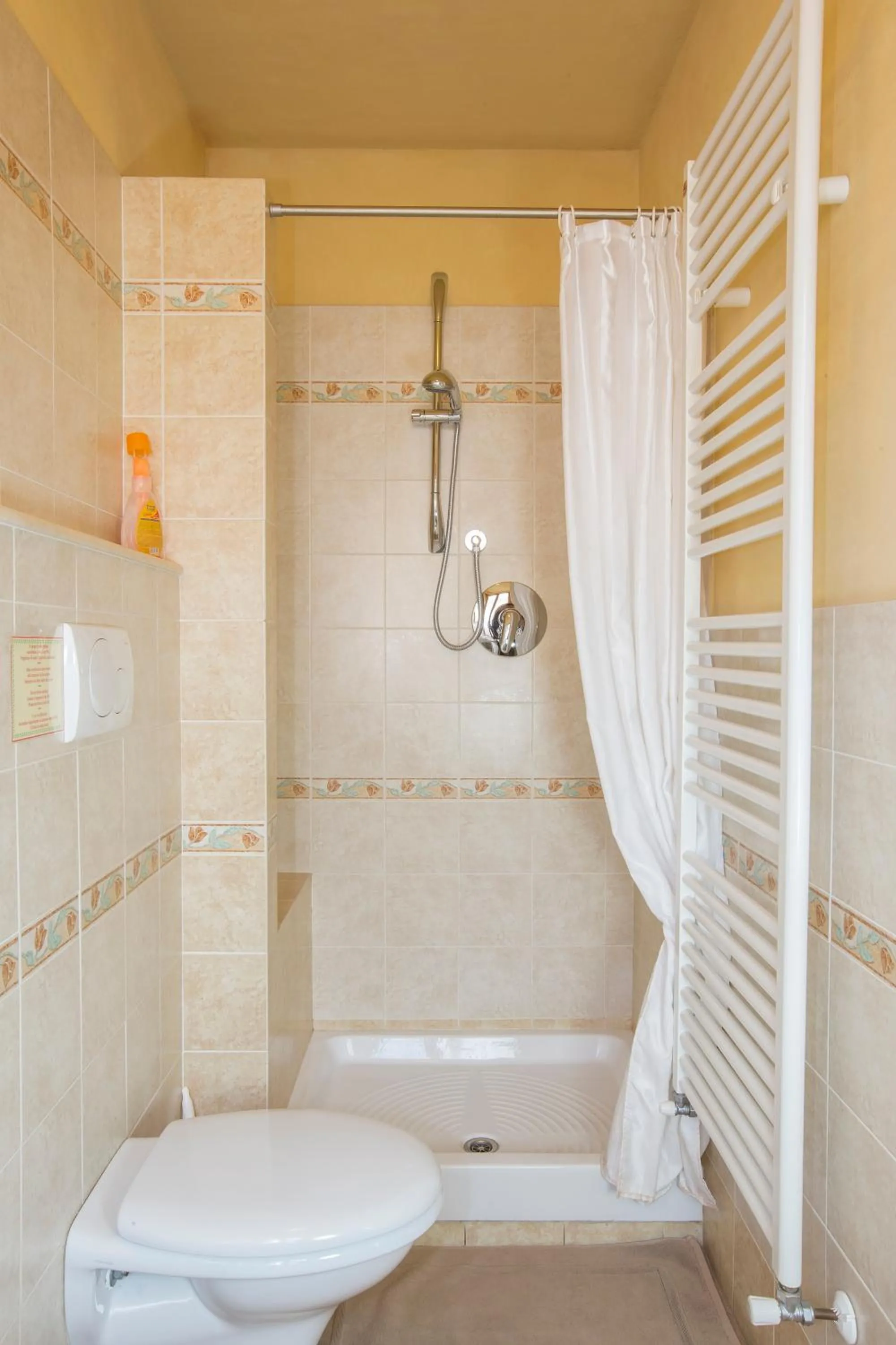 Bathroom in Locazione Turistica Totti