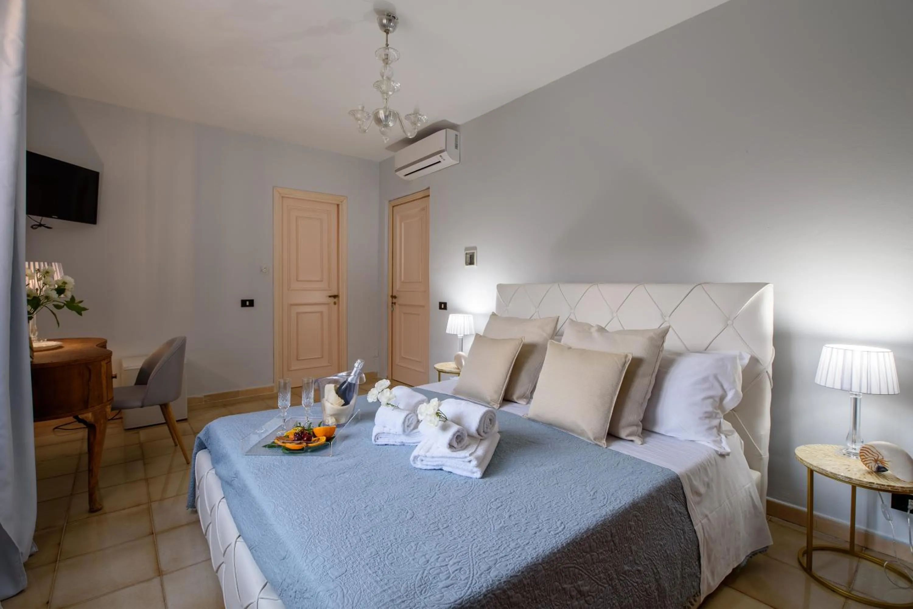 Bedroom, Bed in Villa Megna - Green Paradise B&B