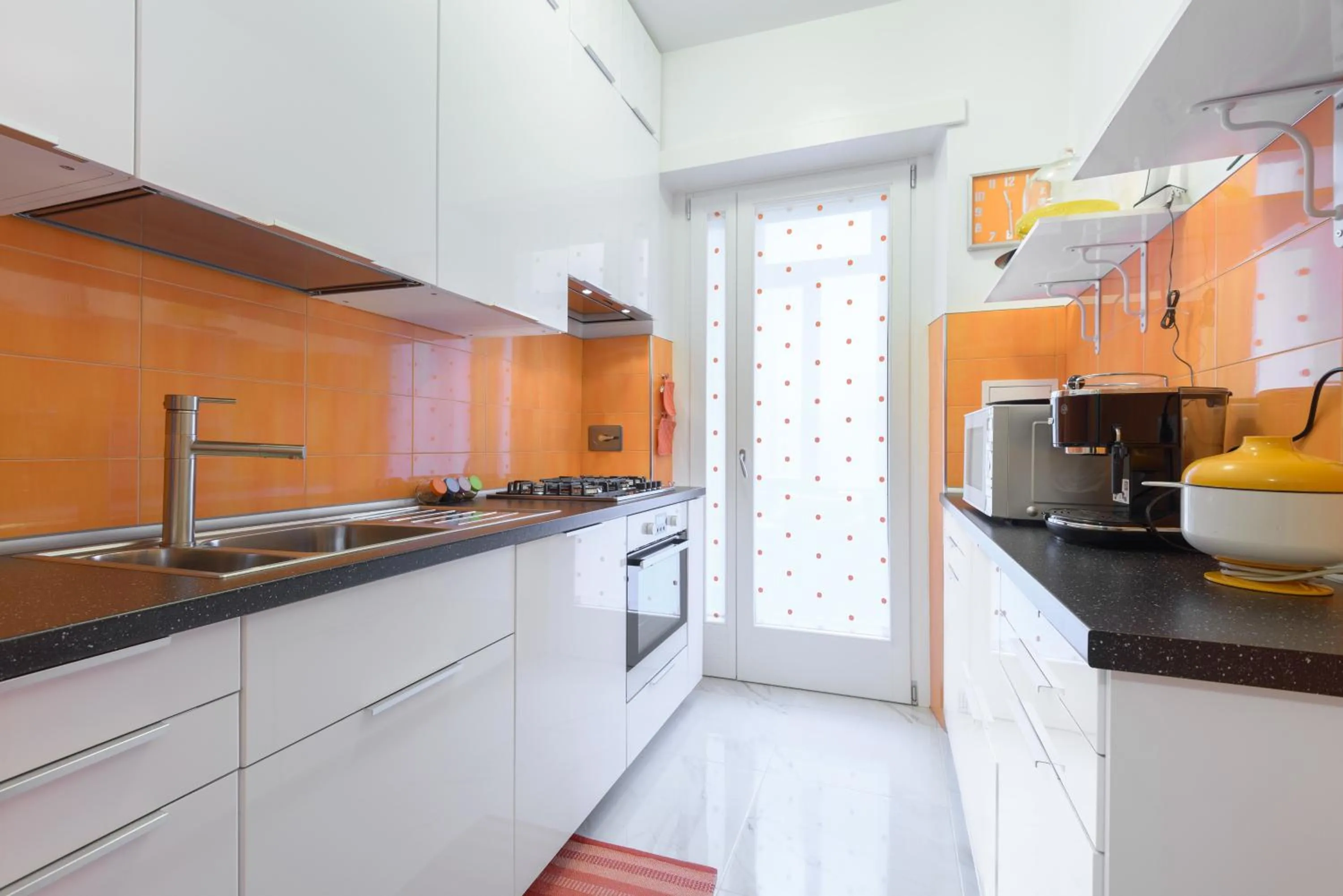 Kitchen or kitchenette in Ad Maiora BB Roma San Pietro Musei Vaticani