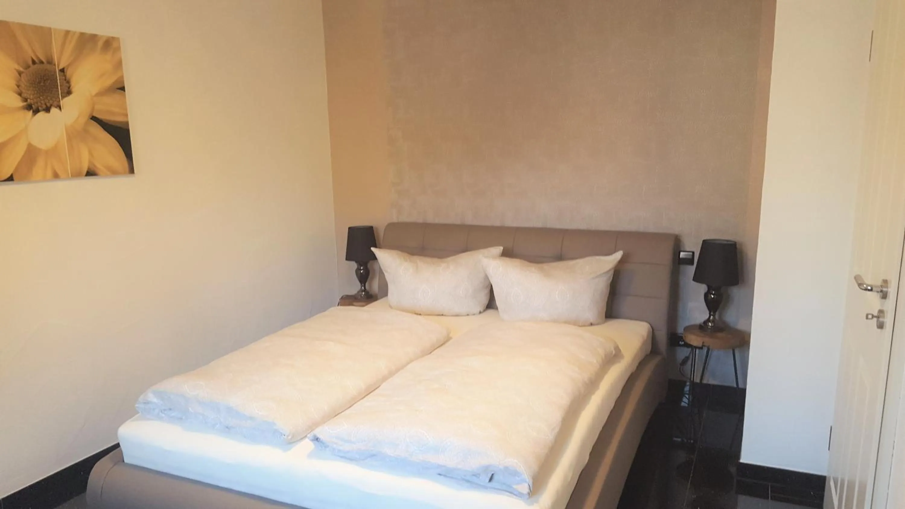 Bed in Rust-Fewo-Hotel