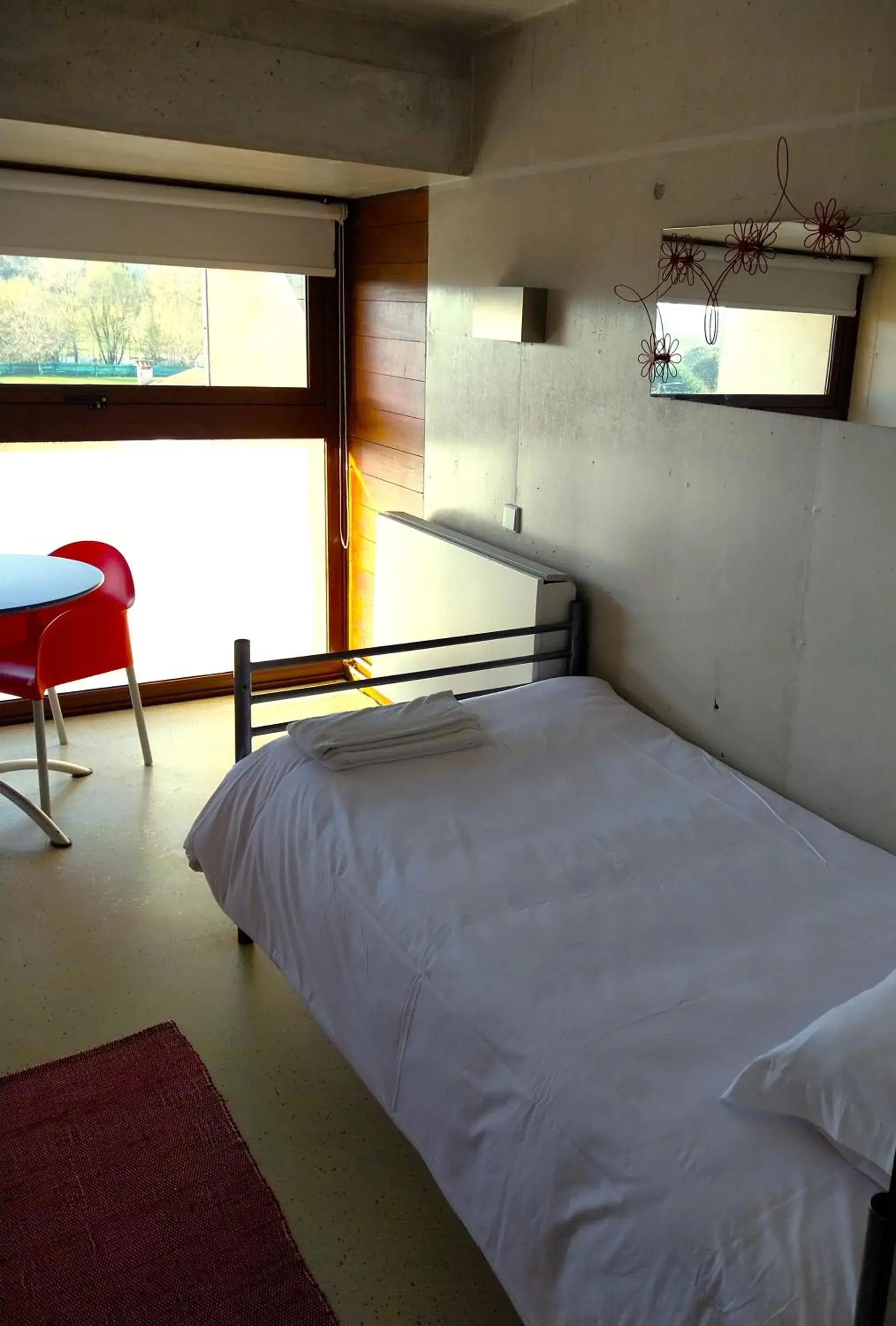 Twin Room with Shared Toilet in HI Ponte de Lima - Pousada de Juventude Twin Room with Shared Toilet in HI Ponte de Lima - Pousada de Juventude