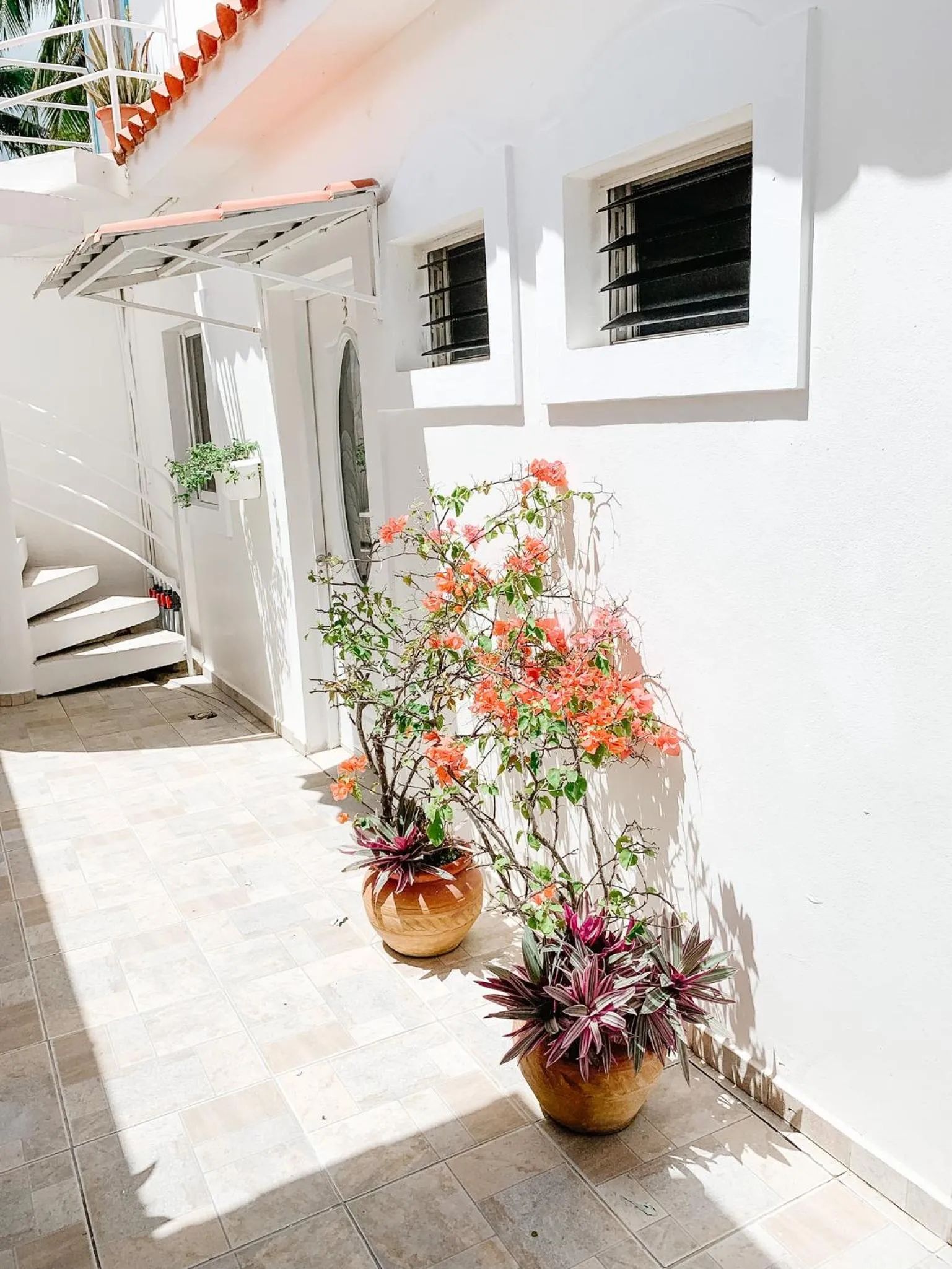 Inner courtyard view in Brisas Doradas Beachfront Villa