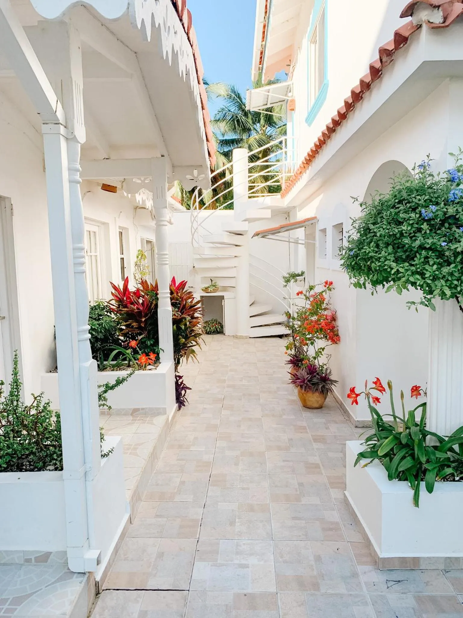 Inner courtyard view in Brisas Doradas Beachfront Villa
