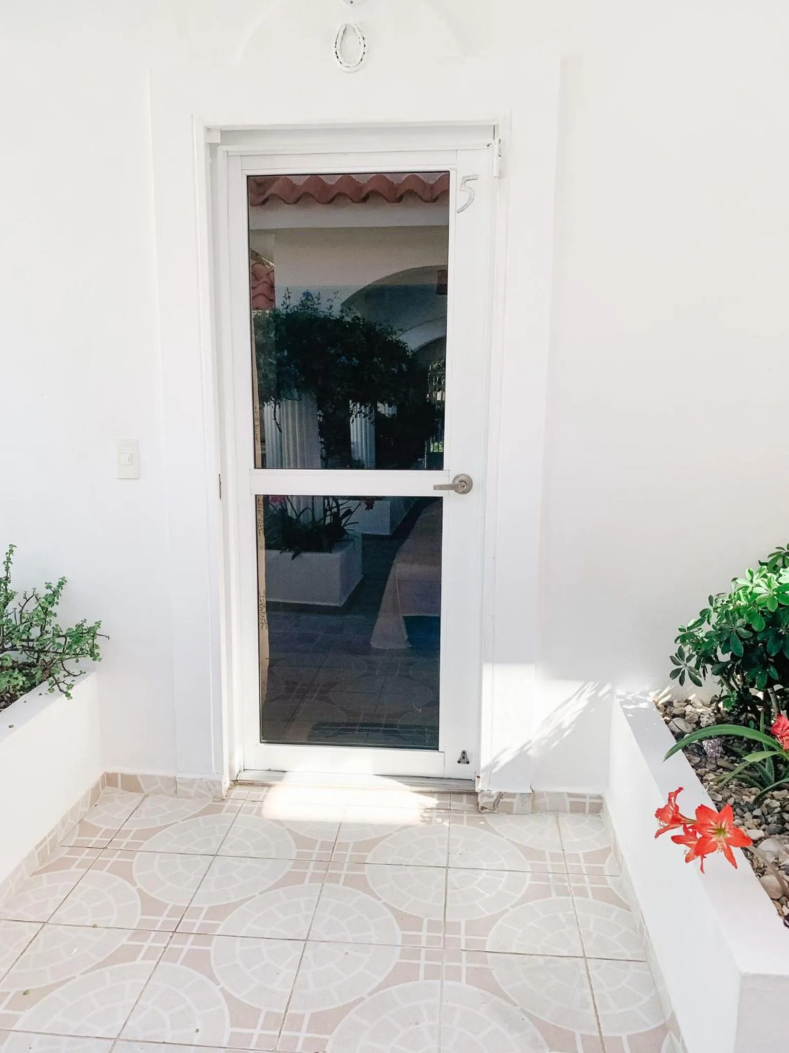 Inner courtyard view in Brisas Doradas Beachfront Villa
