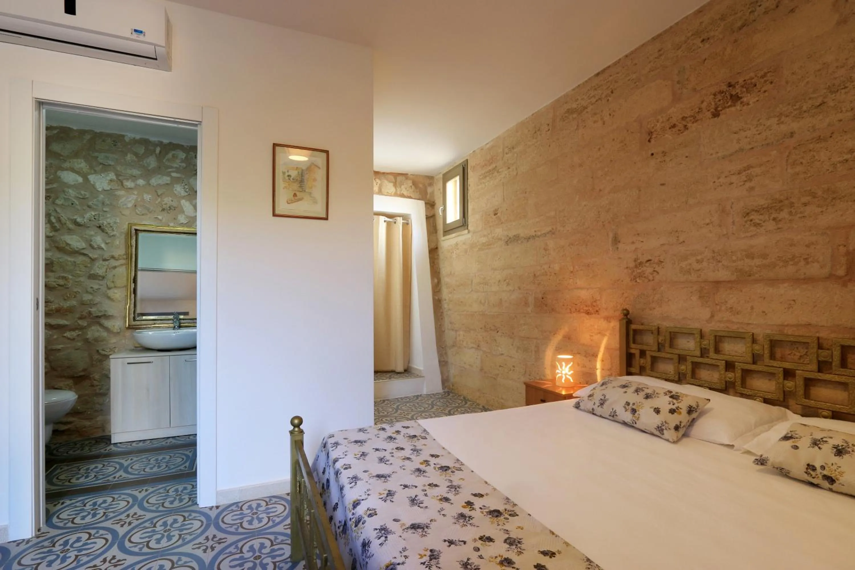 Bed in Allu Ruvezzu