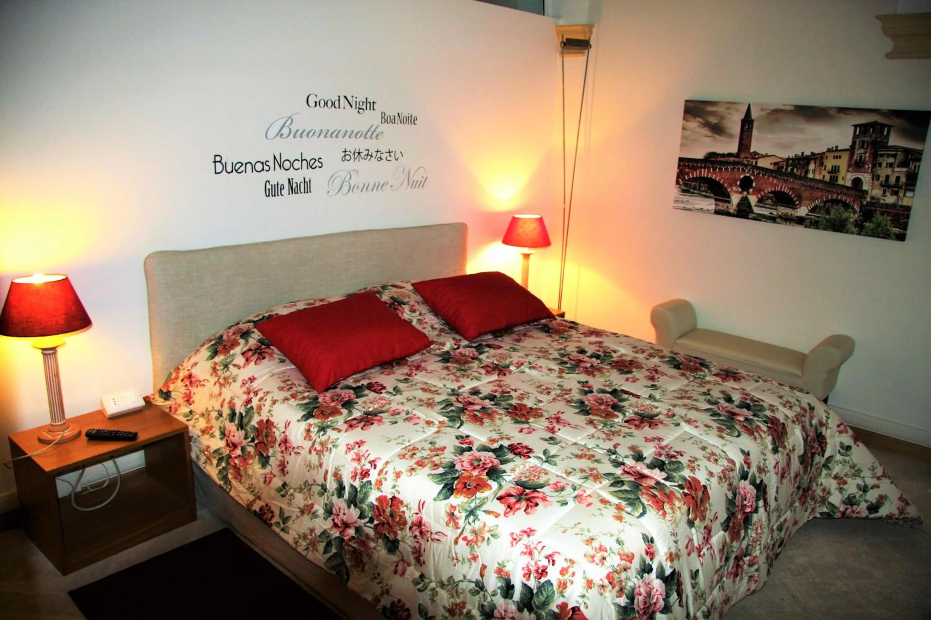 Photo of the whole room, Bed in B&B al 19