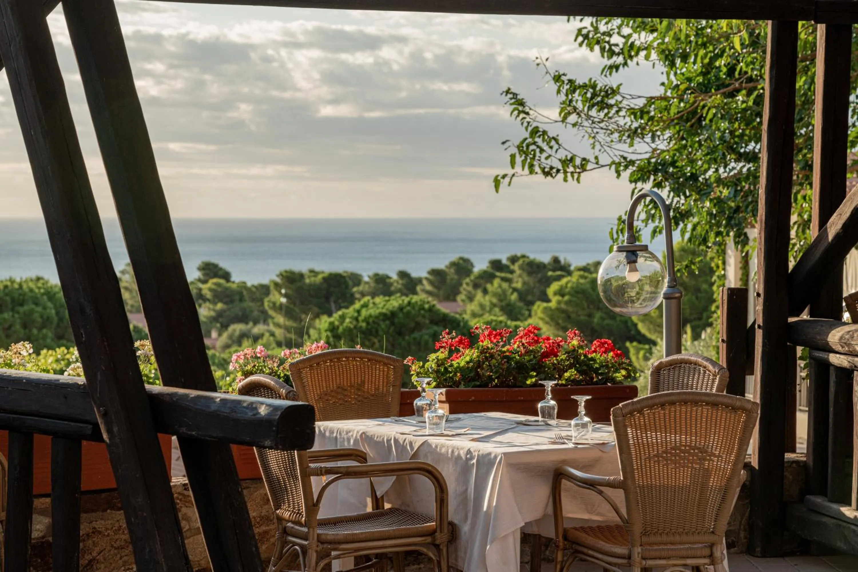 Restaurant/places to eat in Club Esse Cala Gonone