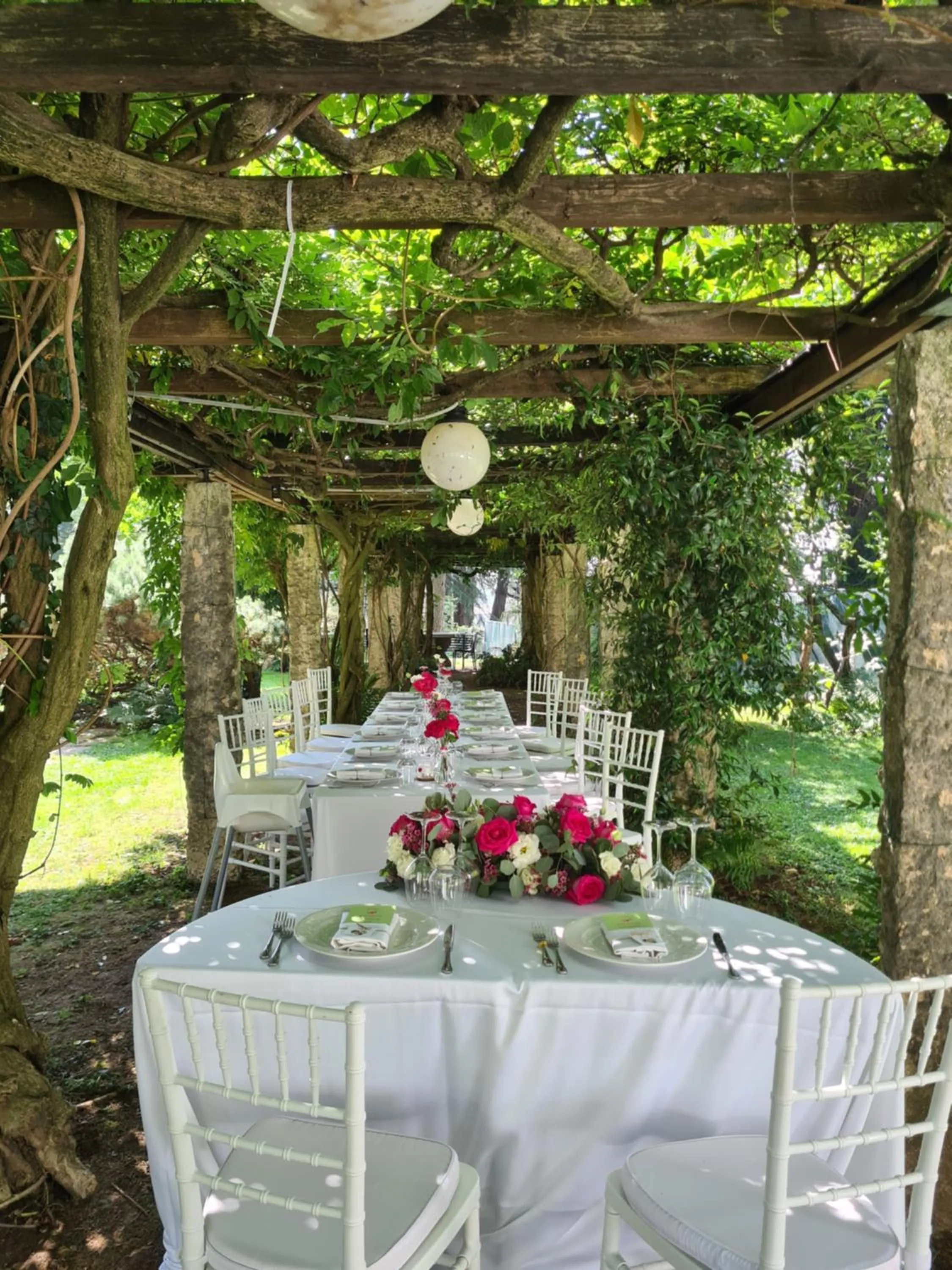 Spring in Villa Sofia luxury home between Como and MIlano