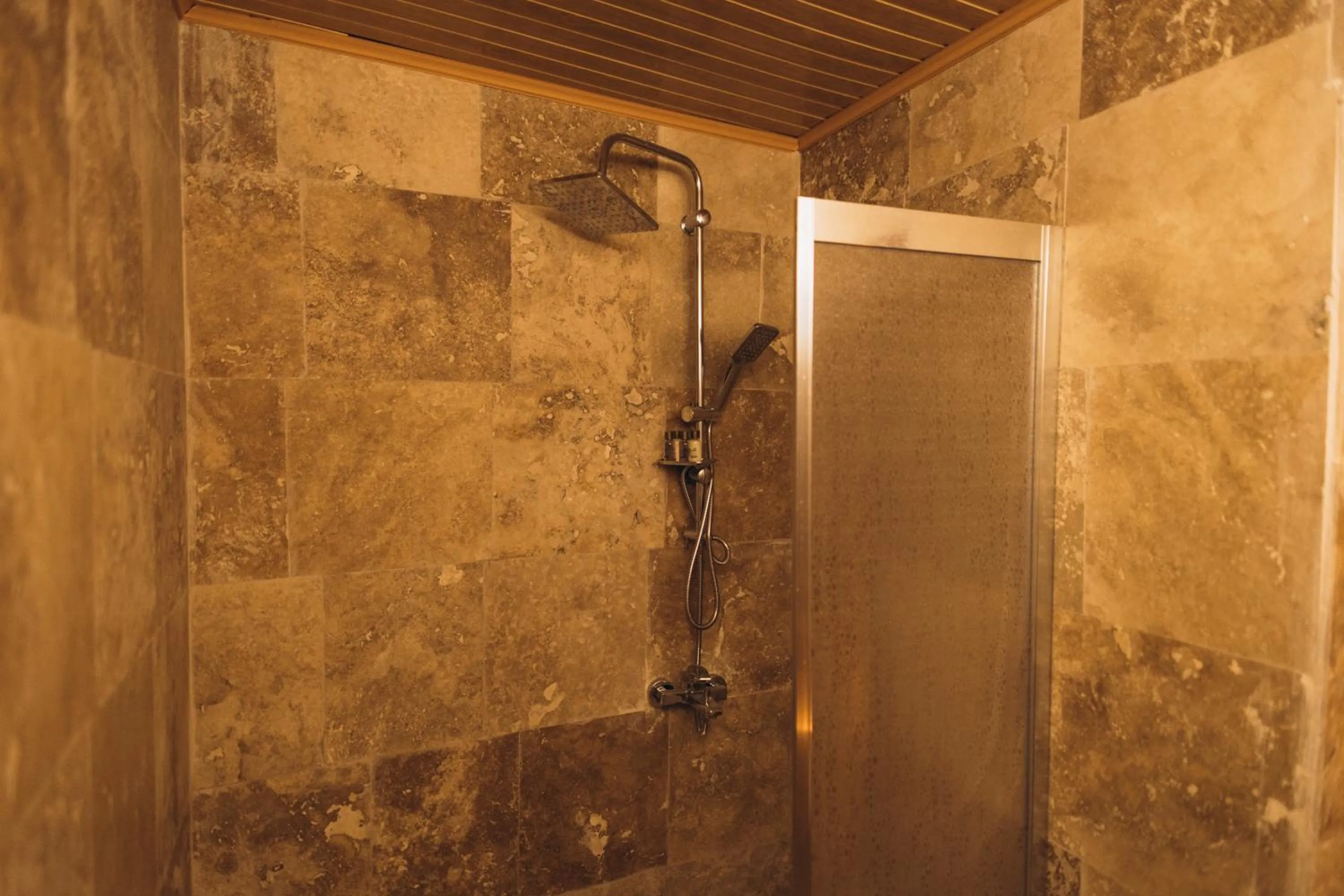 Shower in İsadora Cave Cappadocia