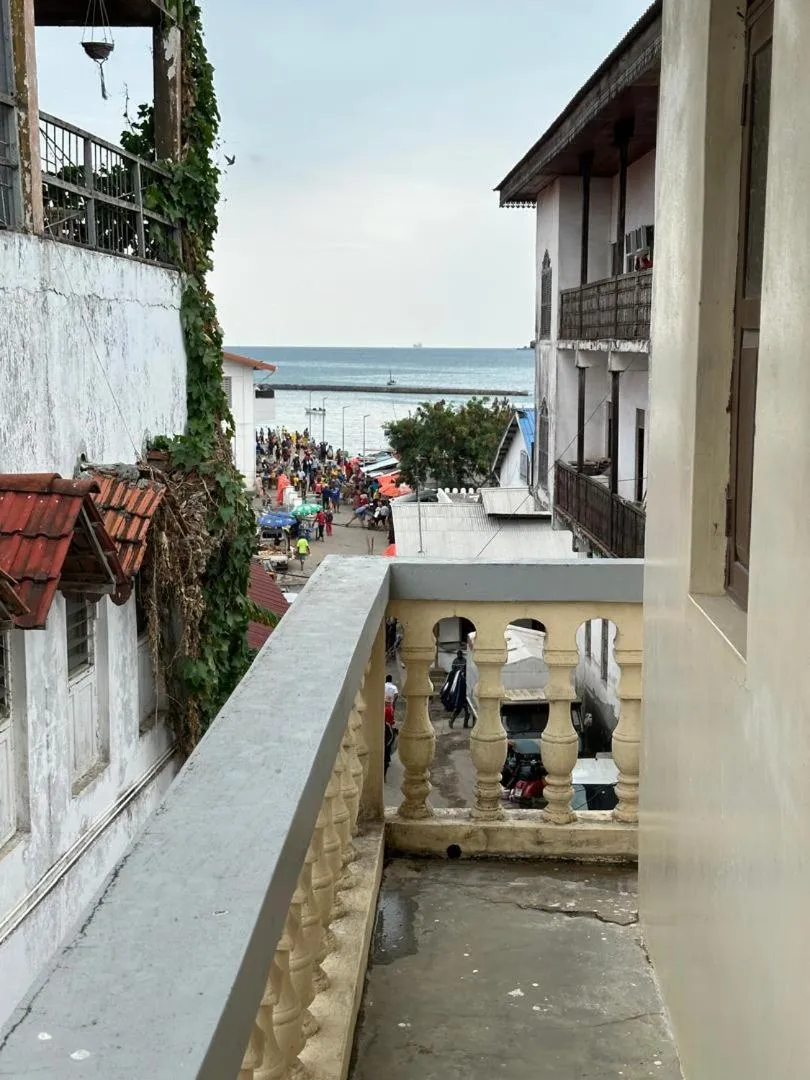 Balcony/Terrace in New Funguni Lodge