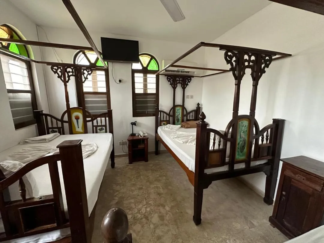 Bedroom in New Funguni Lodge