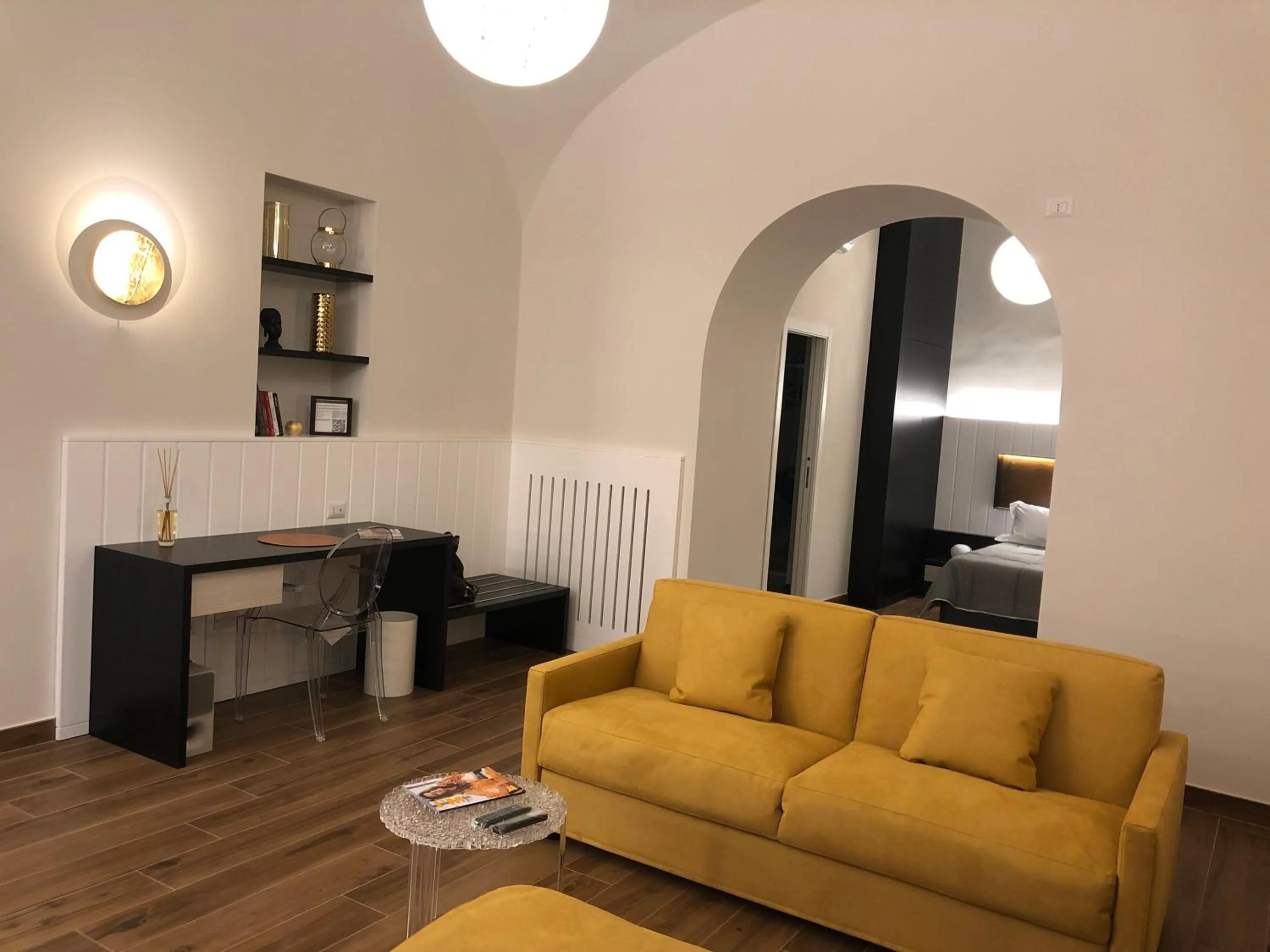 Living room in Tropicana Room