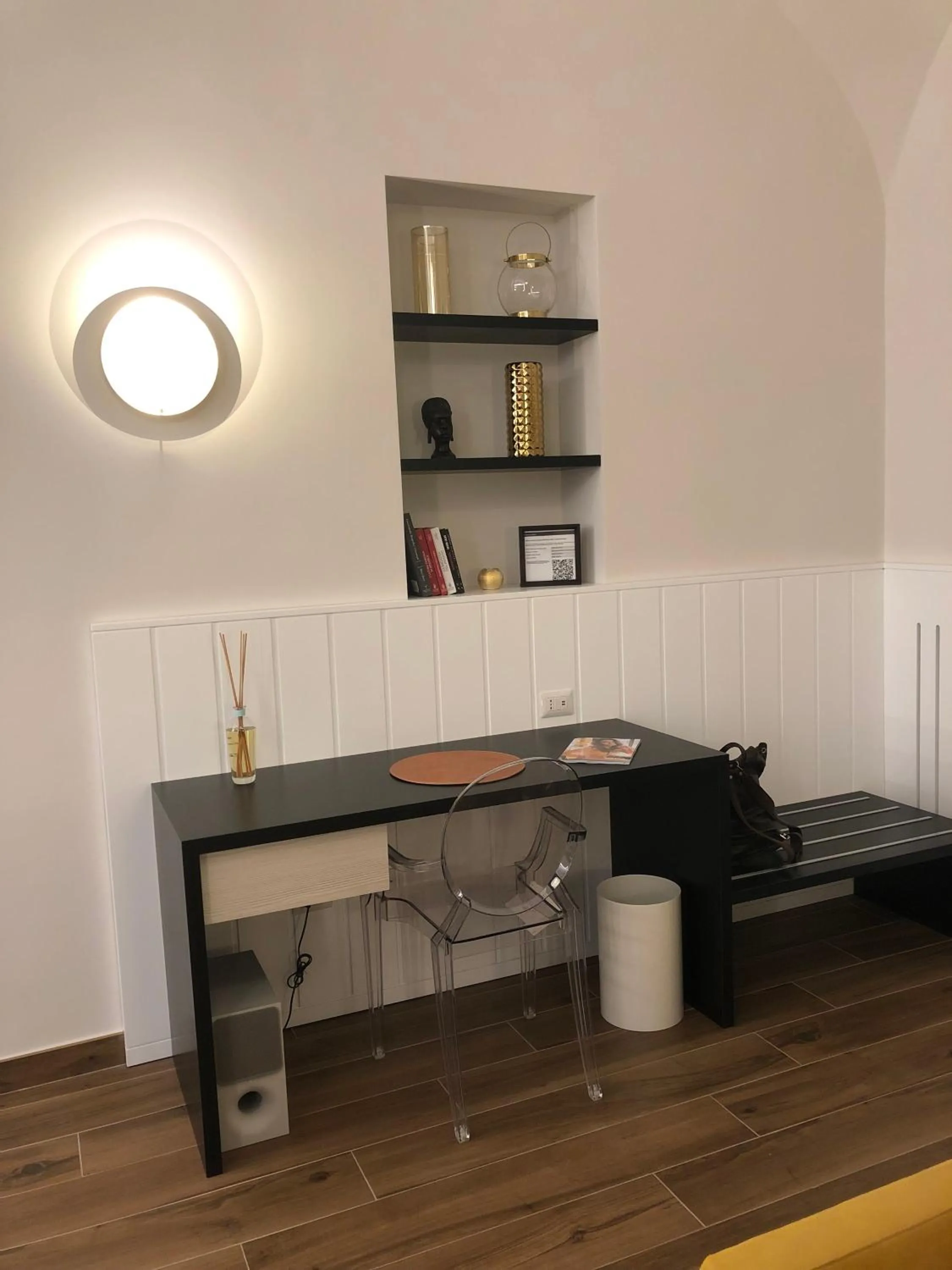 hair dresser in Tropicana Room