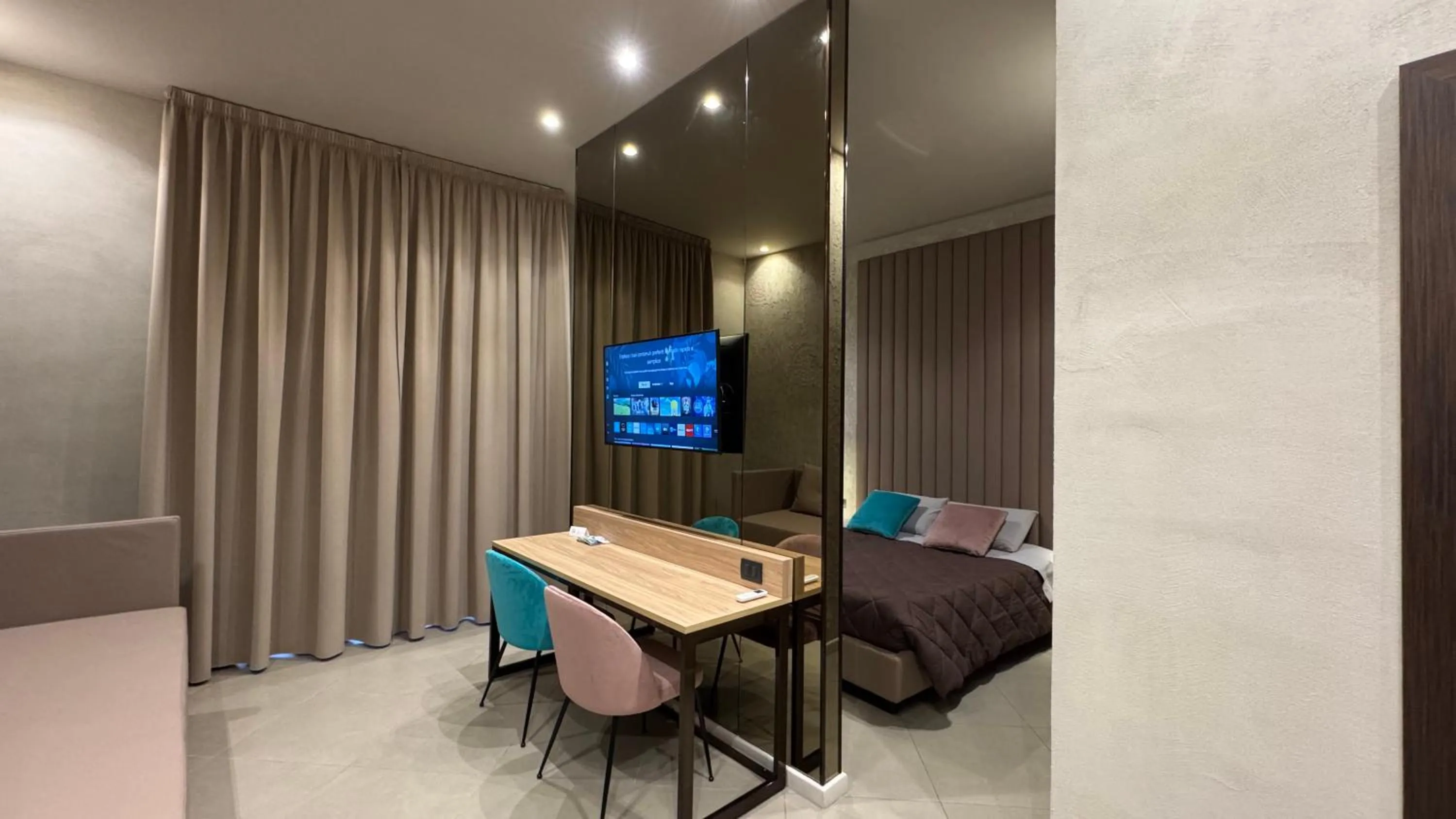 Bed in Tropicana Room