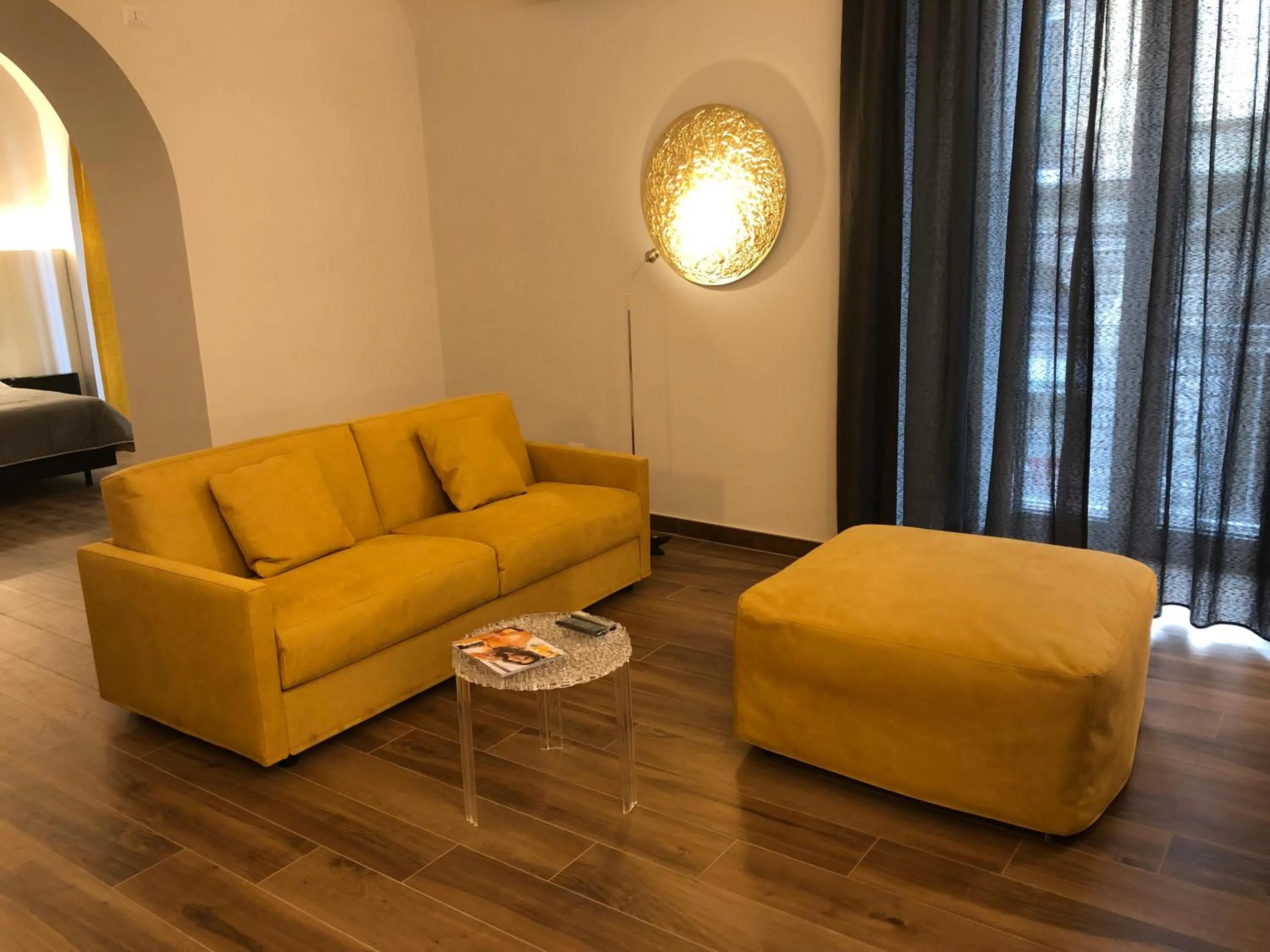 Living room in Tropicana Room