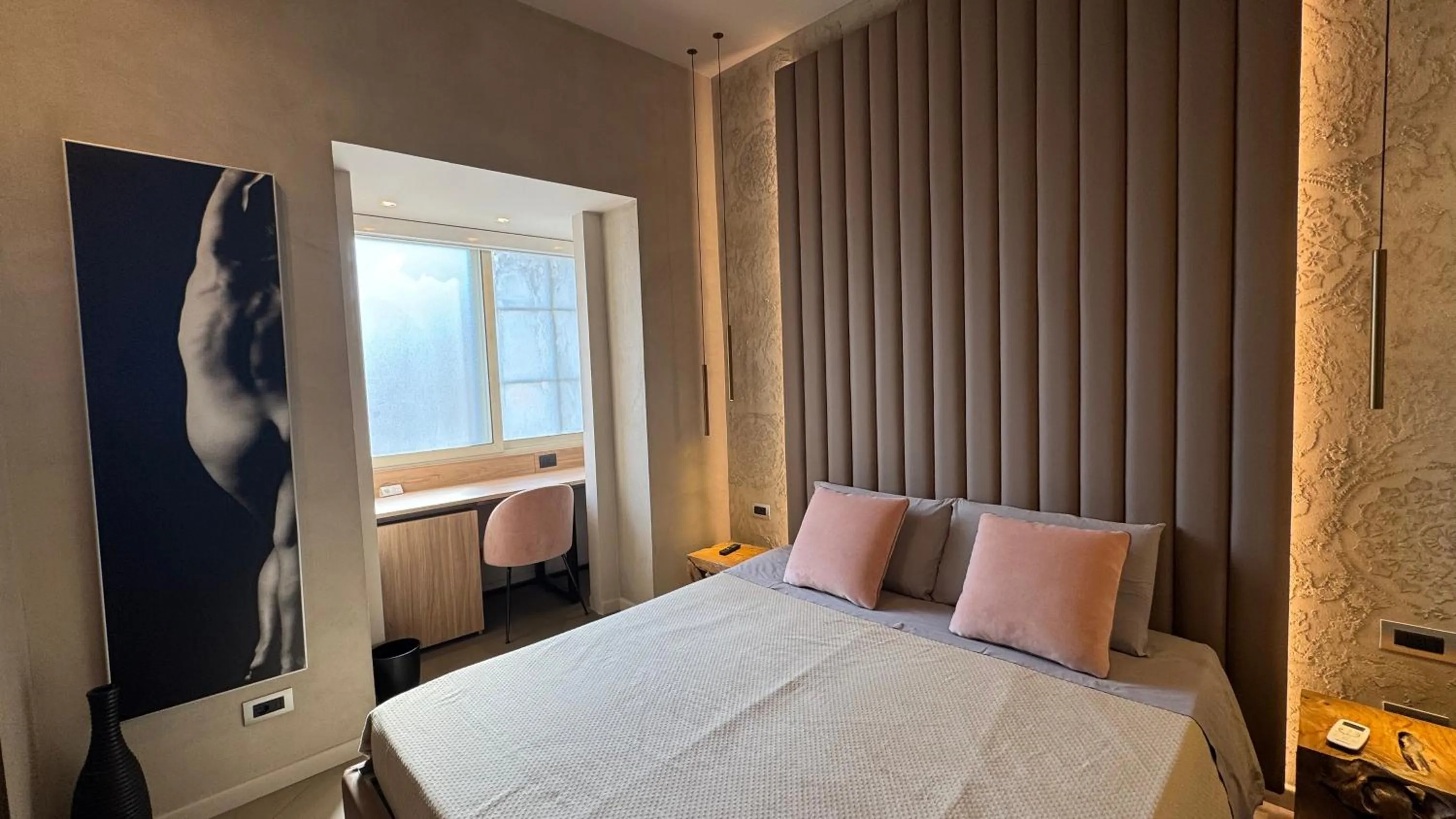 TV and multimedia, Bed in Tropicana Room