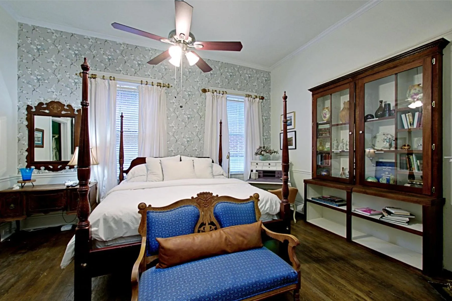 Bedroom in Chesnut Cottage Inn