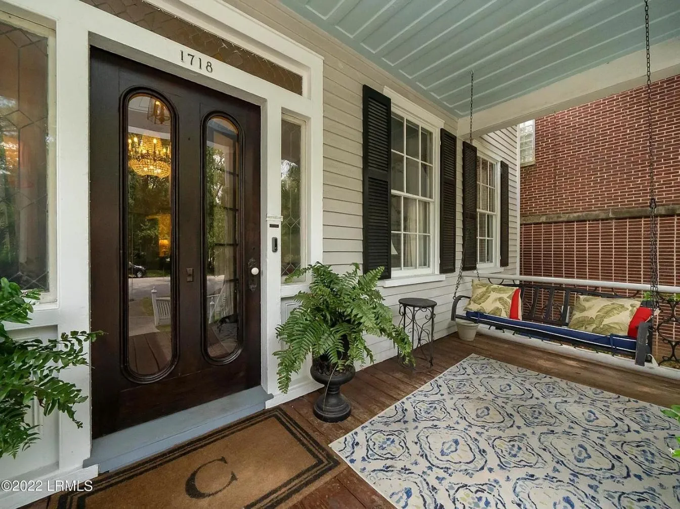 Patio in Chesnut Cottage Inn