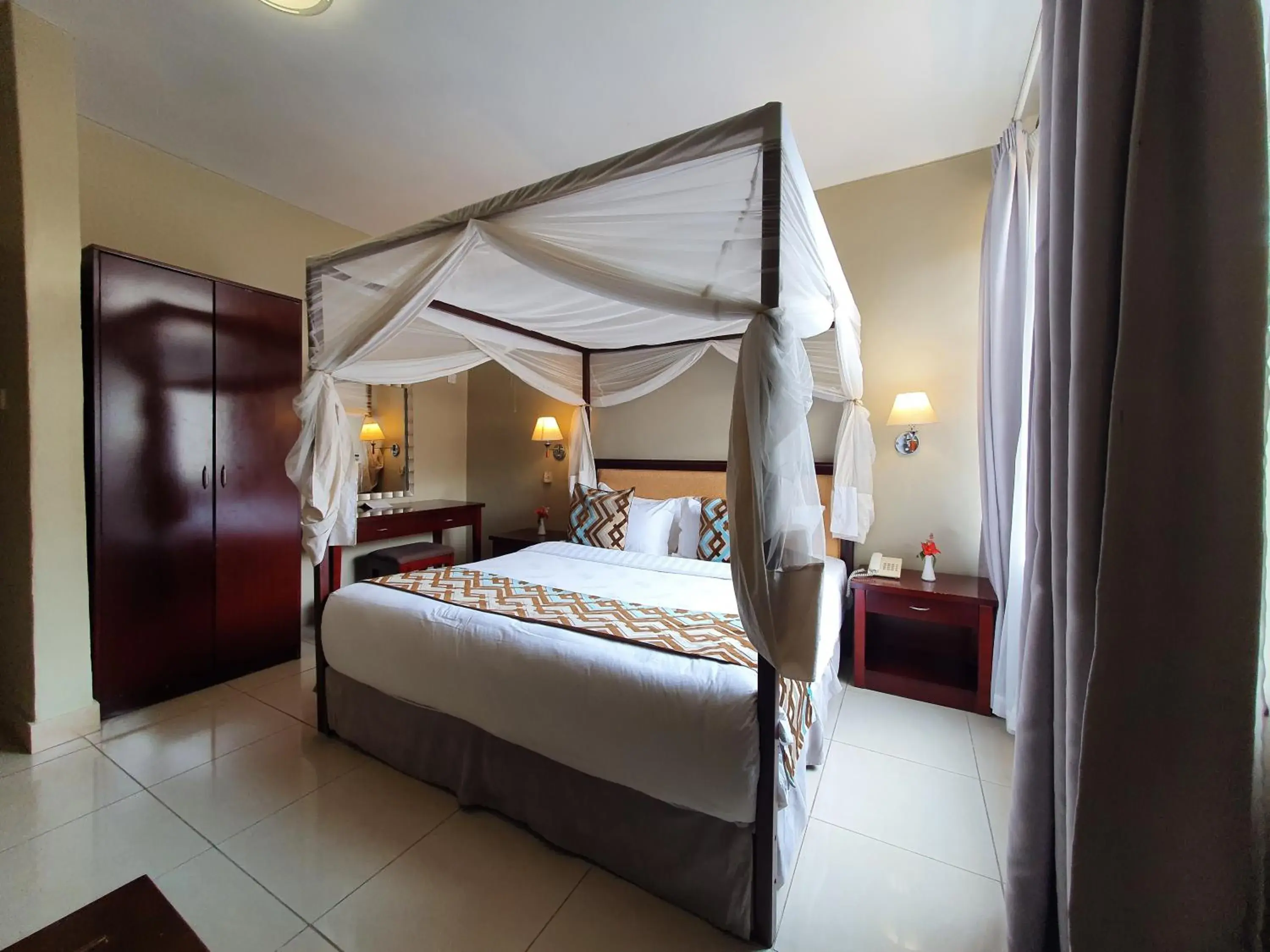 Bedroom, Bed in Serendib Suites and Conference Center Bedroom, Bed in Serendib Suites and Conference Center