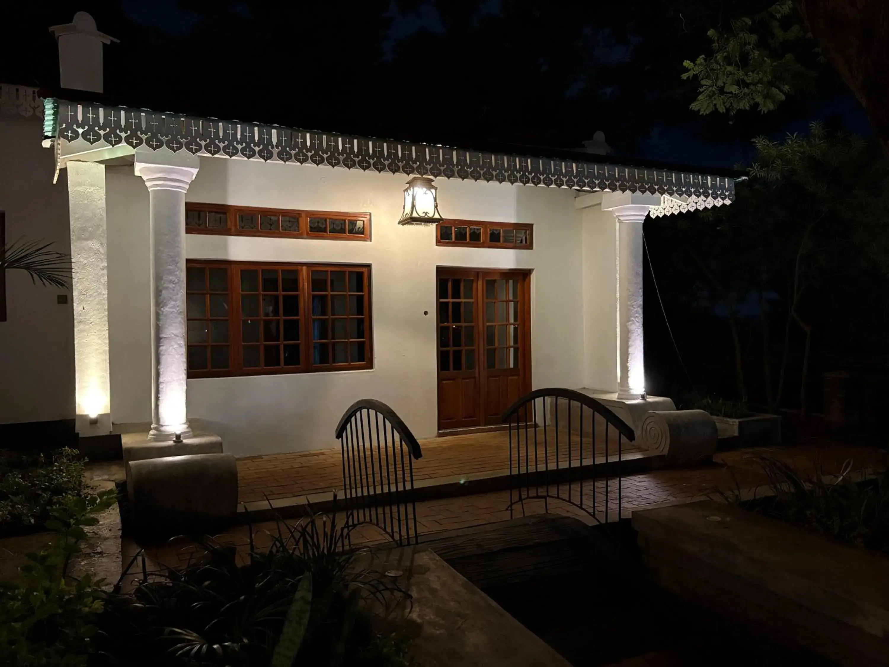 Property building in Serendib Suites and Conference Center Property building in Serendib Suites and Conference Center