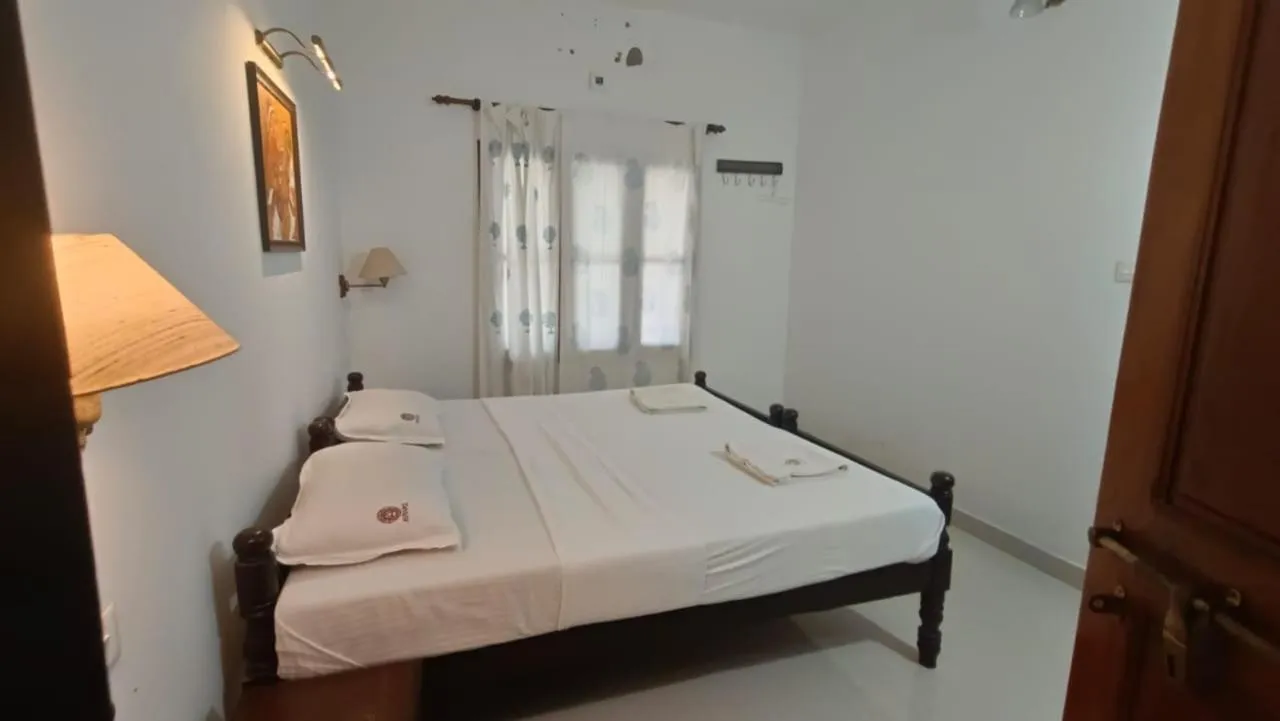 Photo of the whole room, Bed in Ayana's Homestay