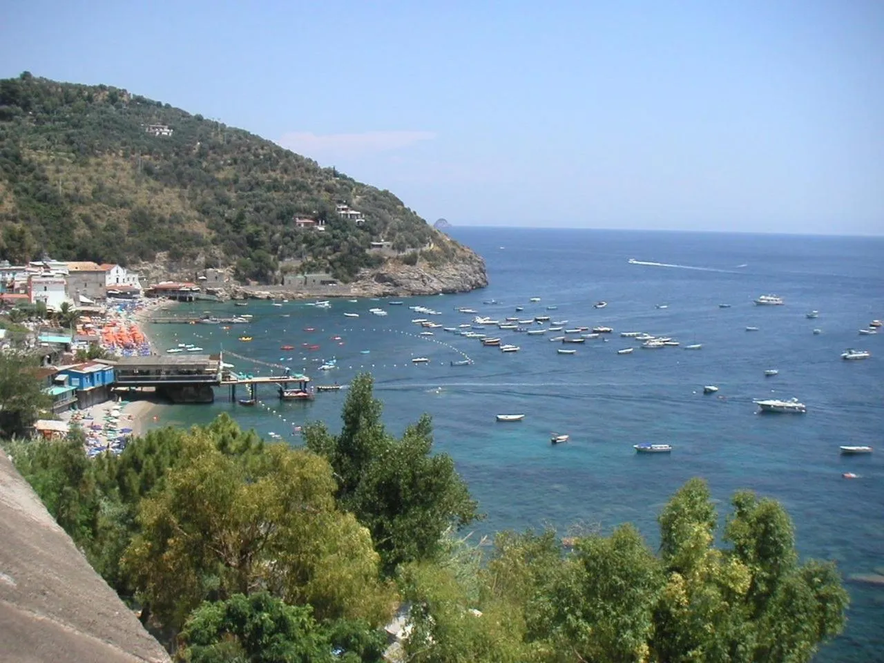Decorative detail in Marina del Cantone Chalet