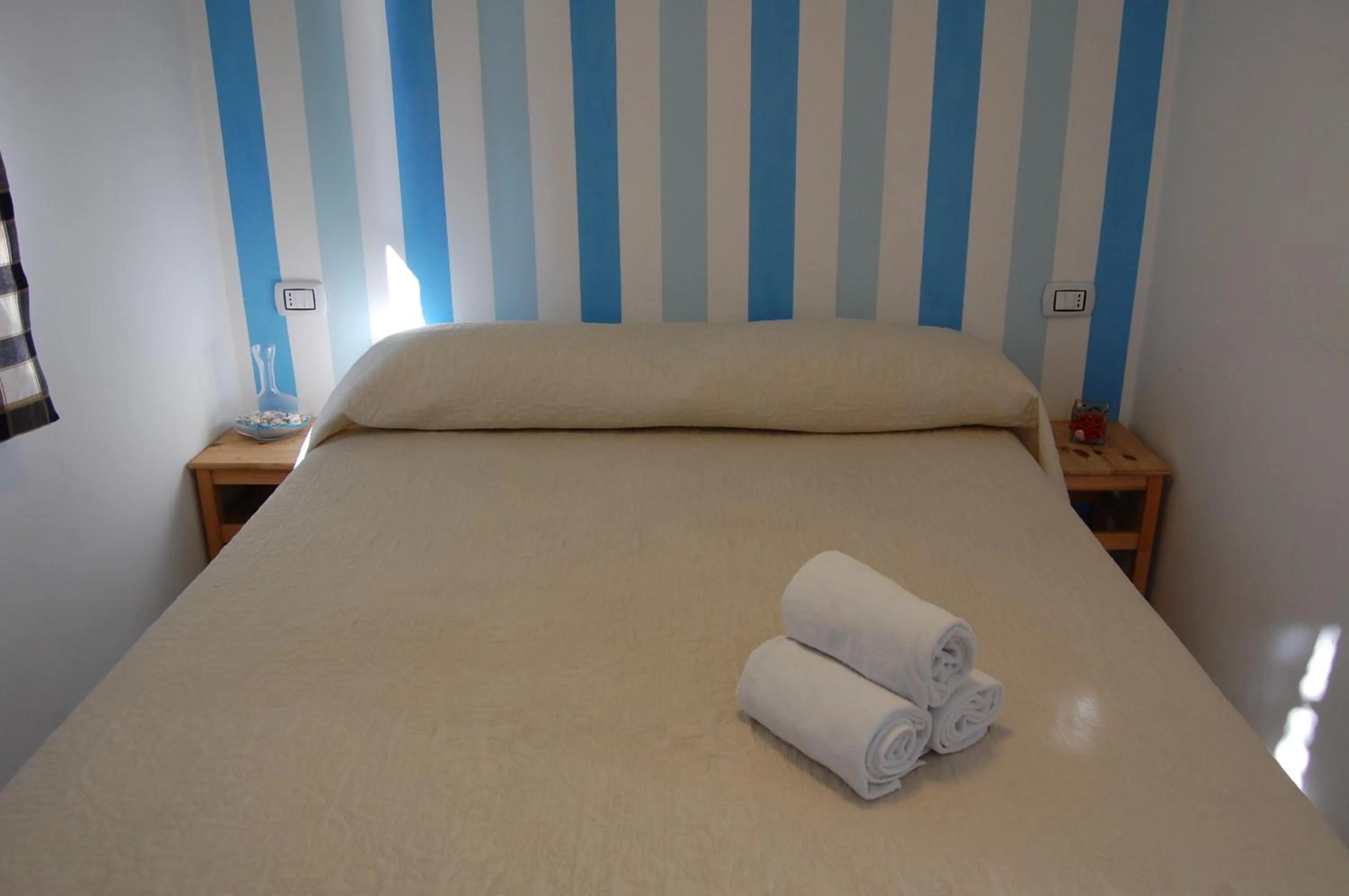 Bedroom, Bed in Marina del Cantone Chalet