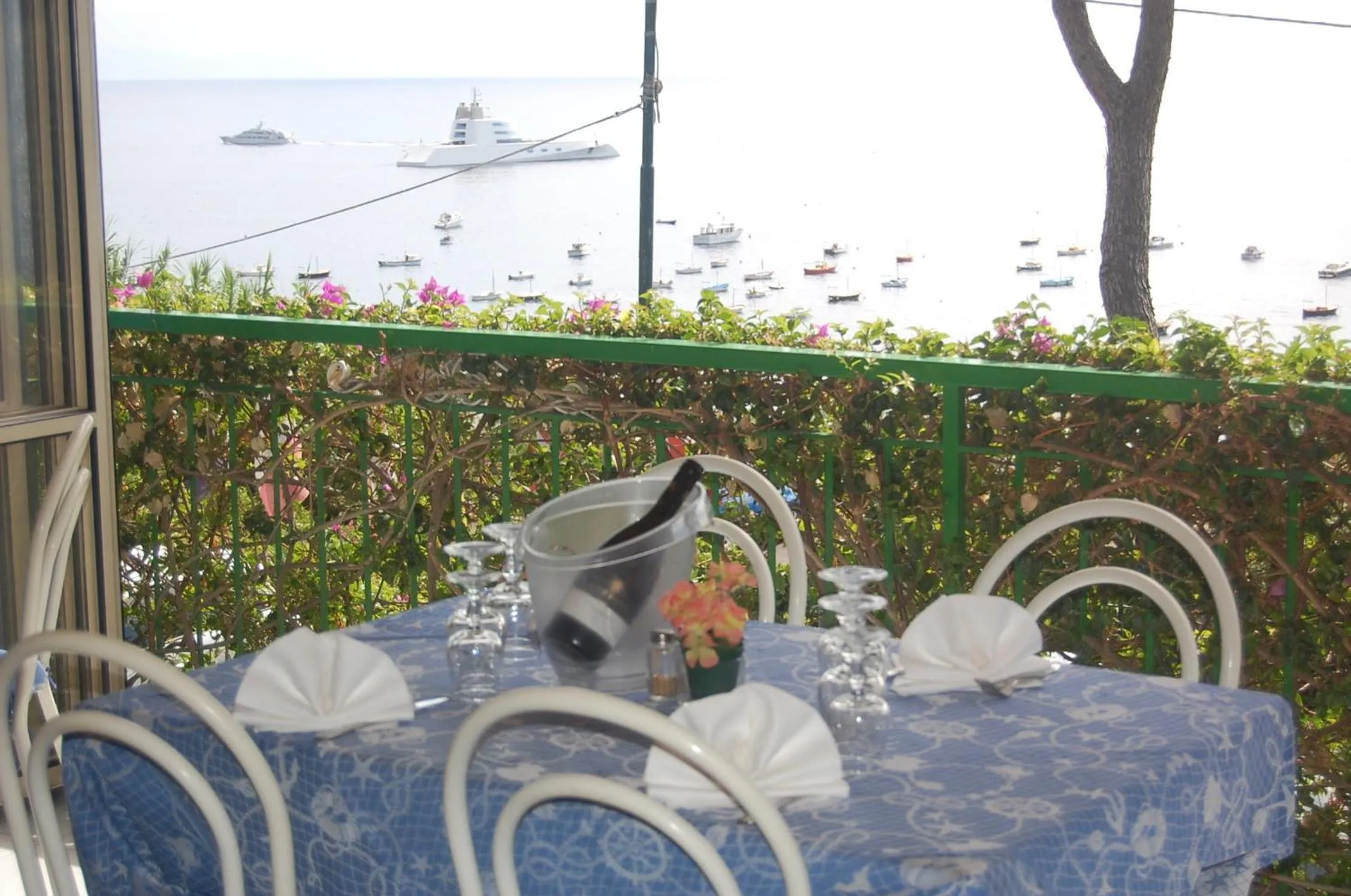 Restaurant/places to eat in Marina del Cantone Chalet