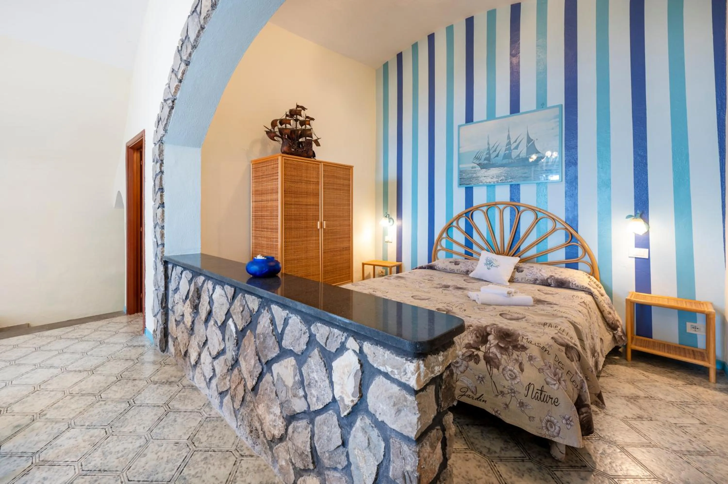 Bedroom, Bed in Marina del Cantone Chalet