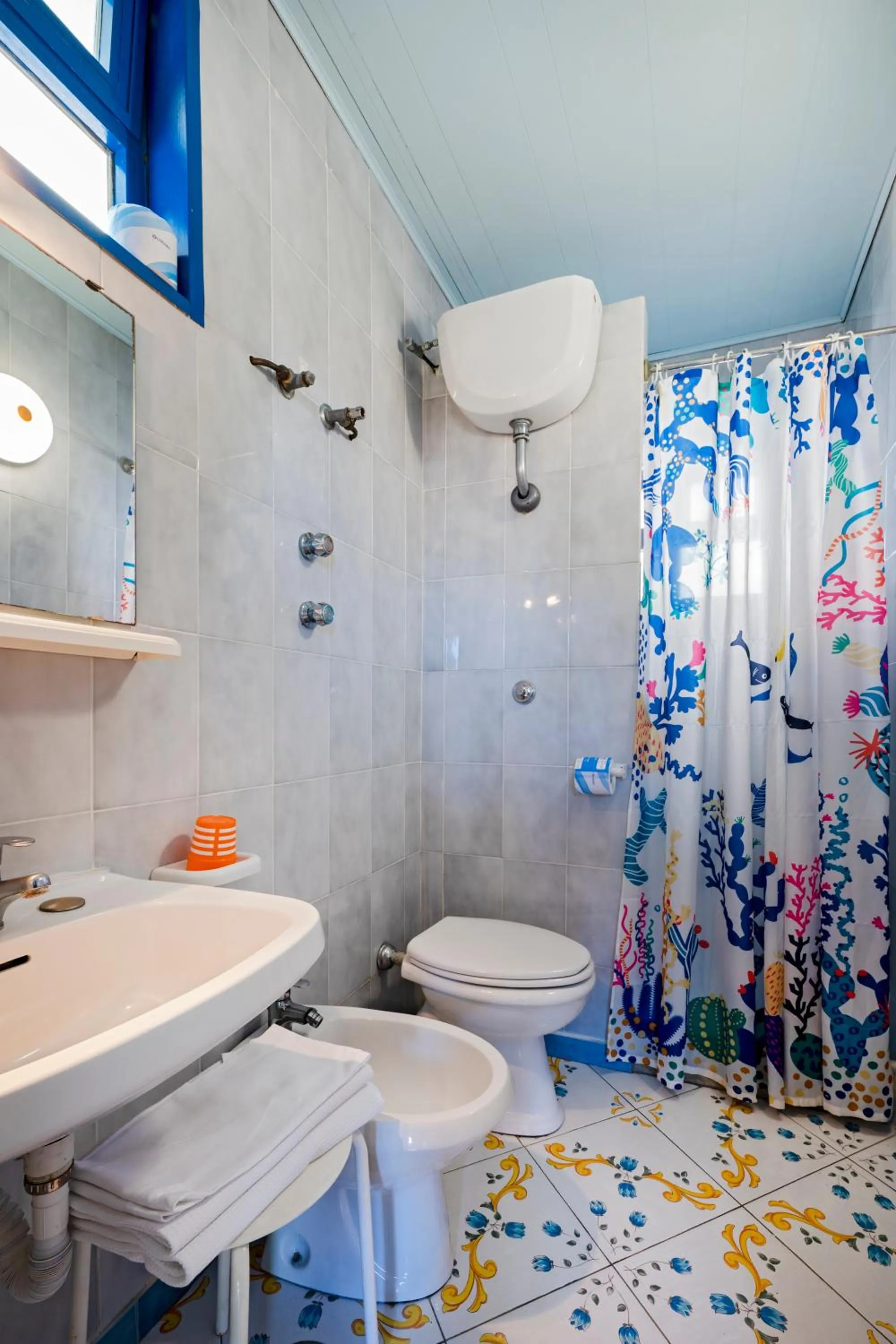 Shower in Marina del Cantone Chalet