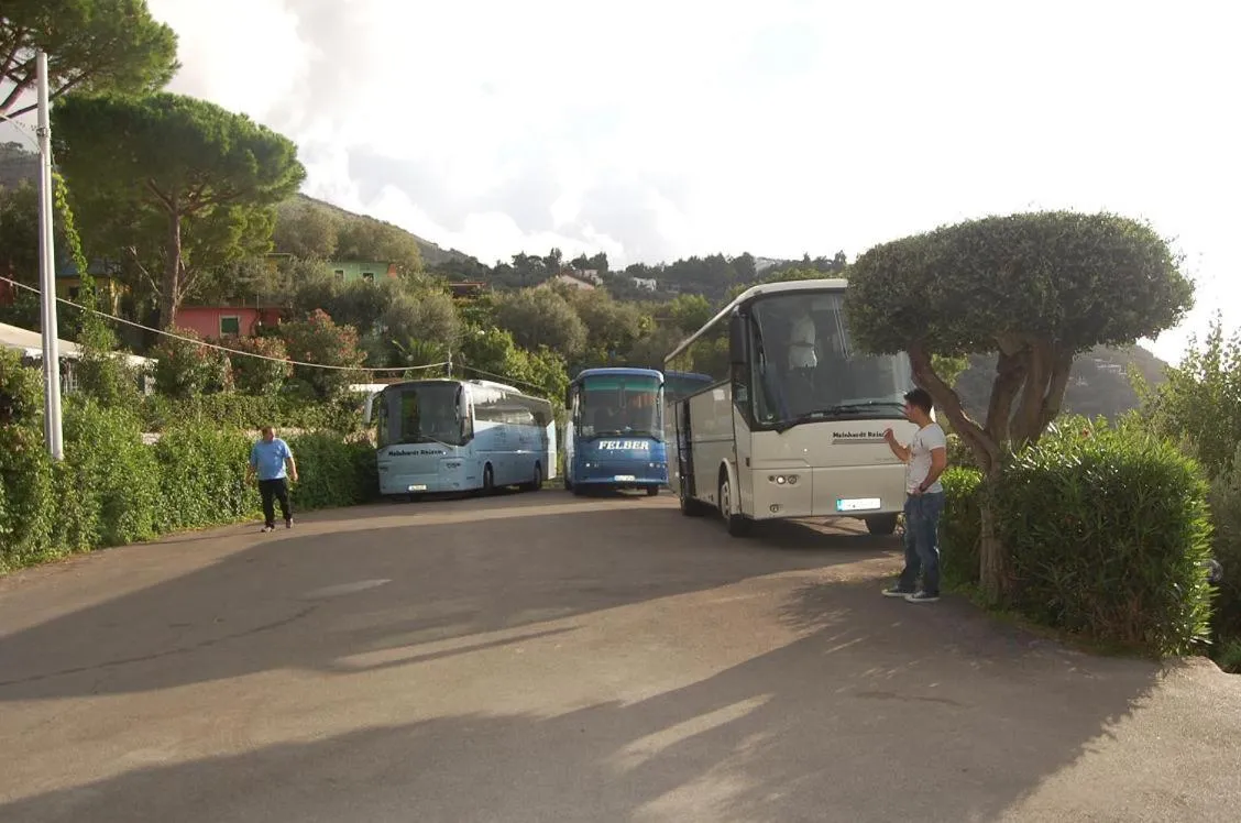 Area and facilities in Marina del Cantone Chalet