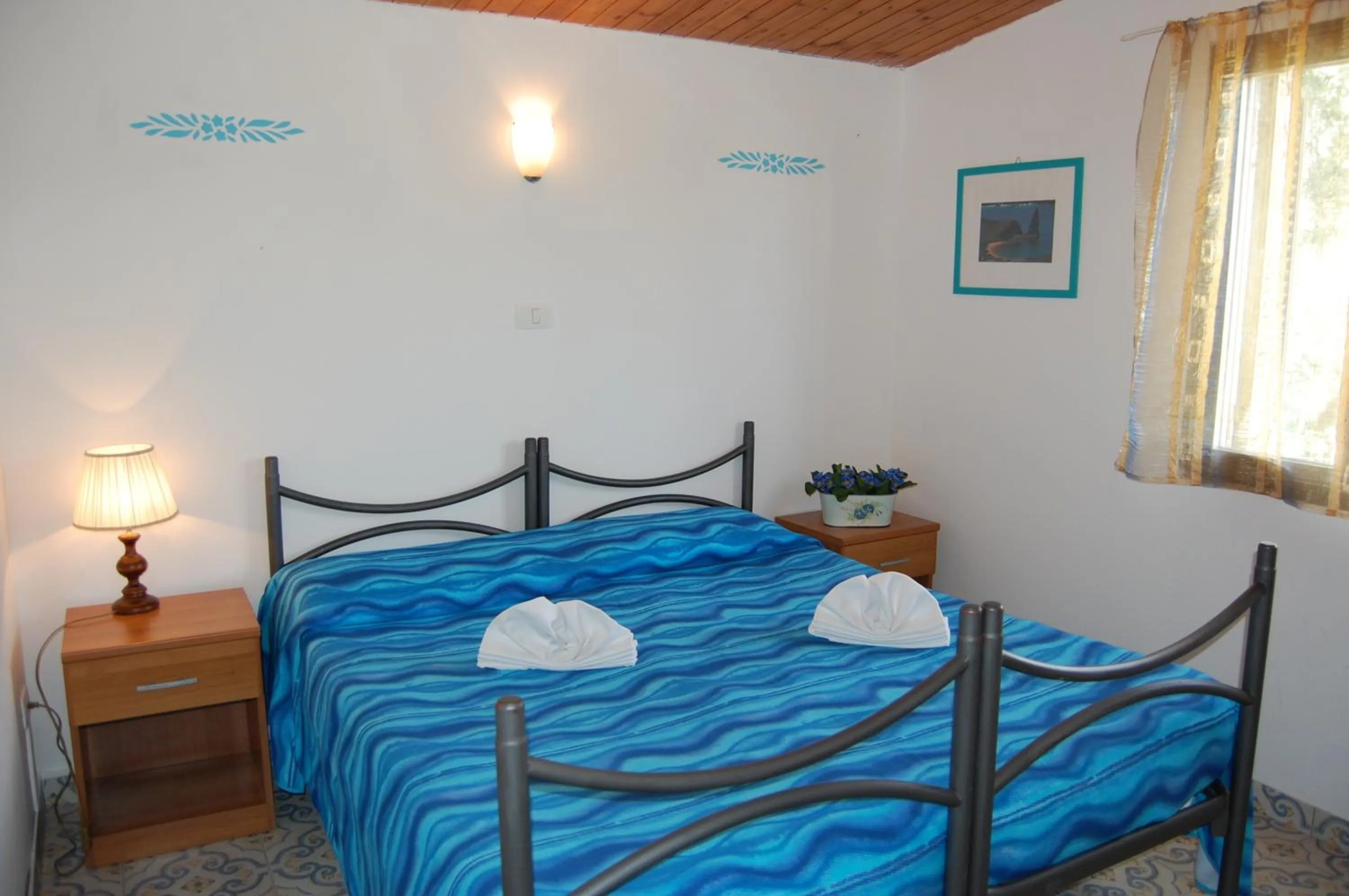 Bedroom, Bed in Marina del Cantone Chalet