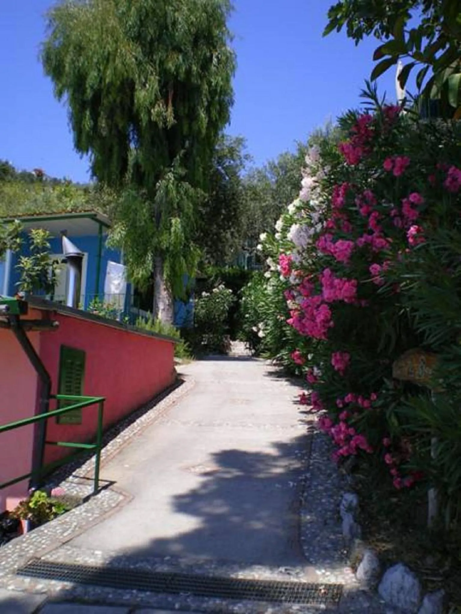 Facade/entrance in Marina del Cantone Chalet